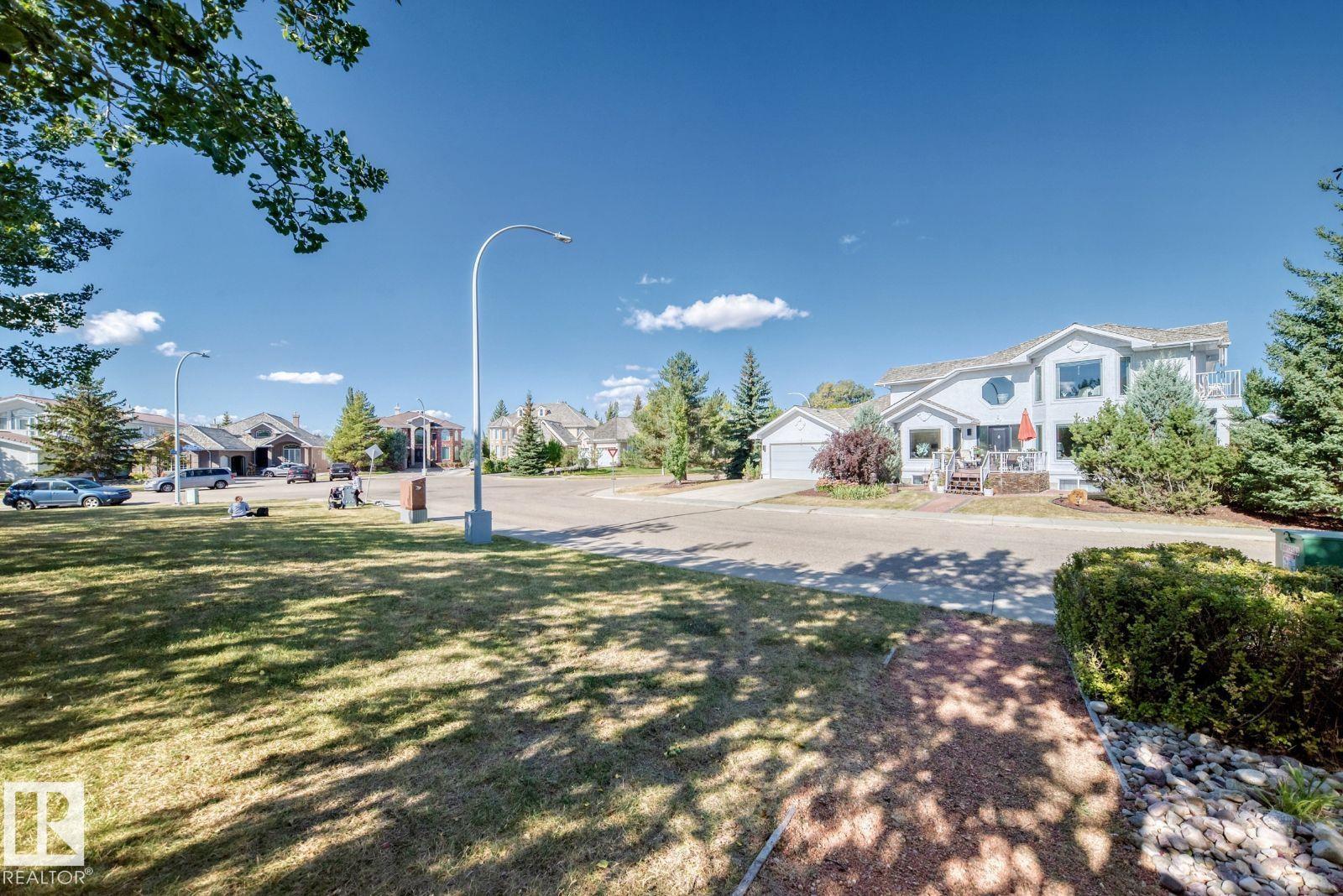 777 Butterworth Drive NW, Bulyea Heights, Edmonton