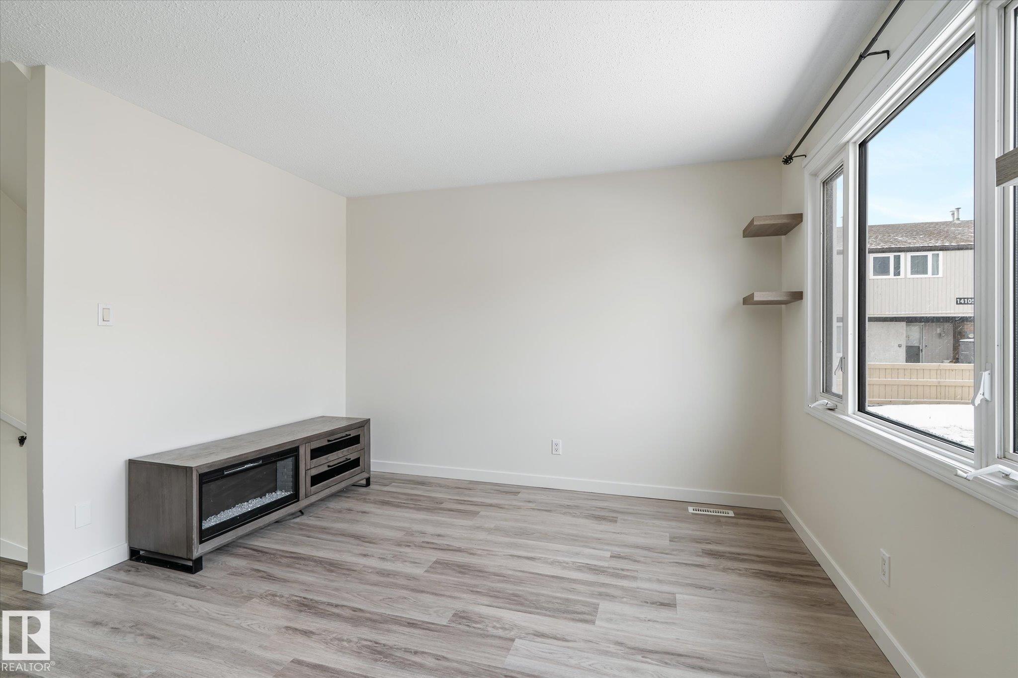 5 - 8030 141 Avenue NW, Kildare, Edmonton