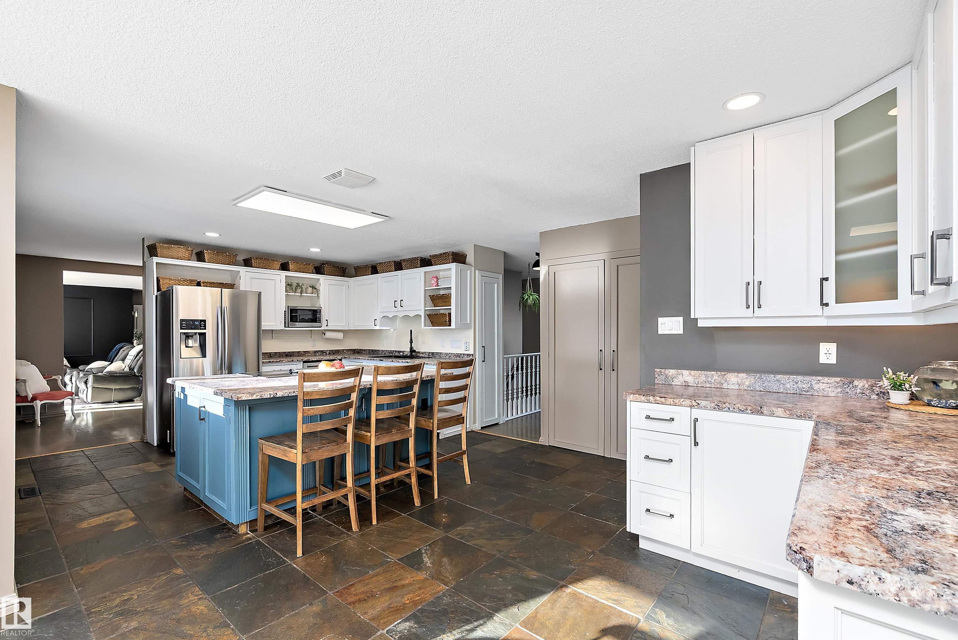 Photo 16 at 74 - 52312 Rge Road 225, Hillsdale, Rural Strathcona County