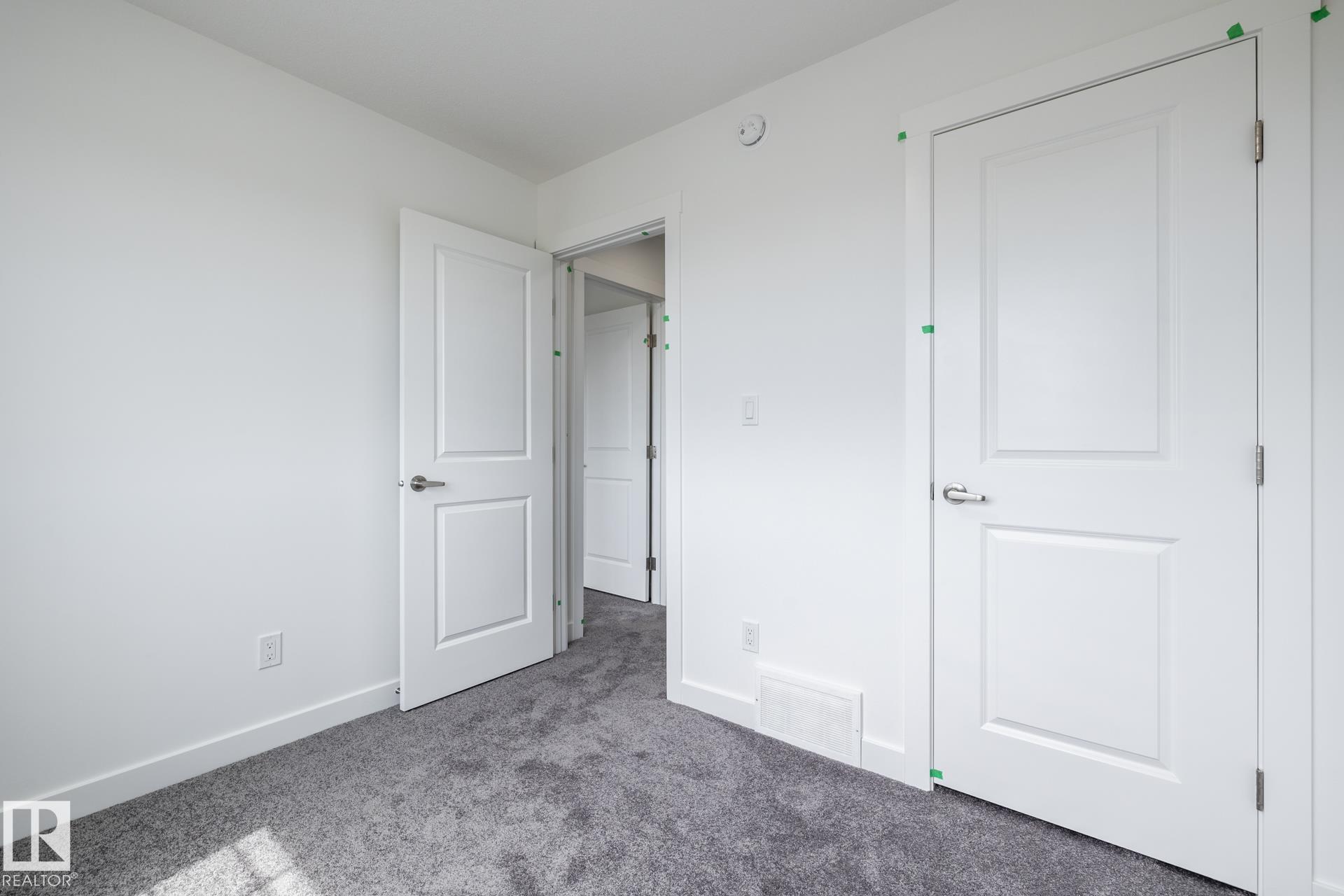 https://zimg.paragon.ice.com/ParagonImages/Property/PM/RAE/225386980/15/0/0/7e49e2441b6ea21d9f59baf99c826048/1/cac238e3a6159c1fa365d4b2d27bccbe/225386980-47f46798-d6e3-4c19-9290-879b0448da65.JPG