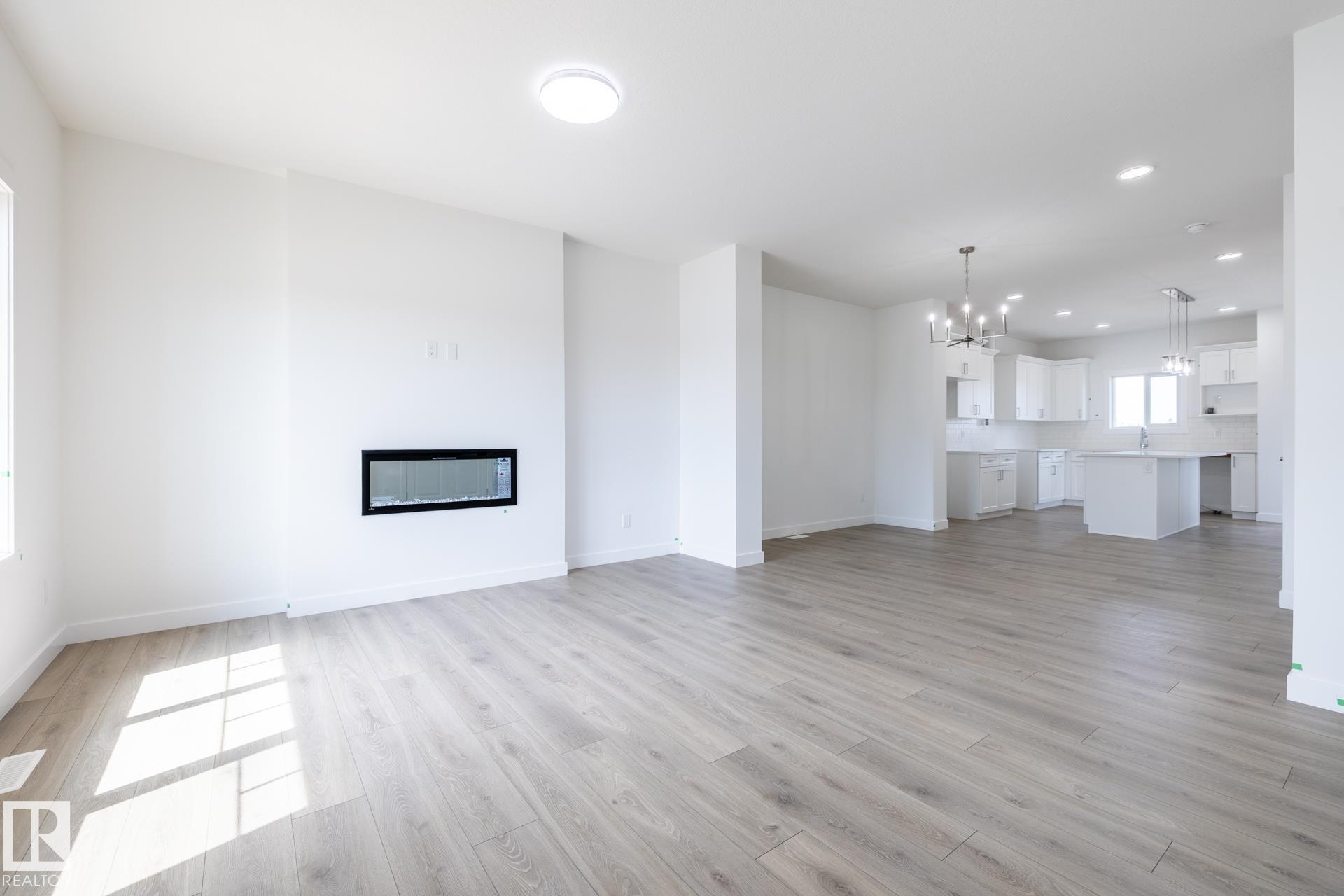 Picture for 19512 30 AV NW