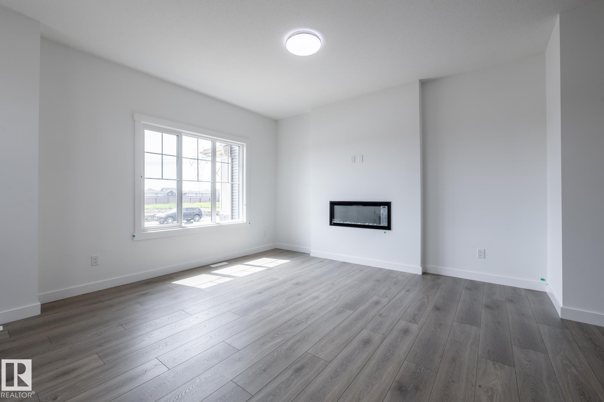 Picture for 19512 30 AV NW