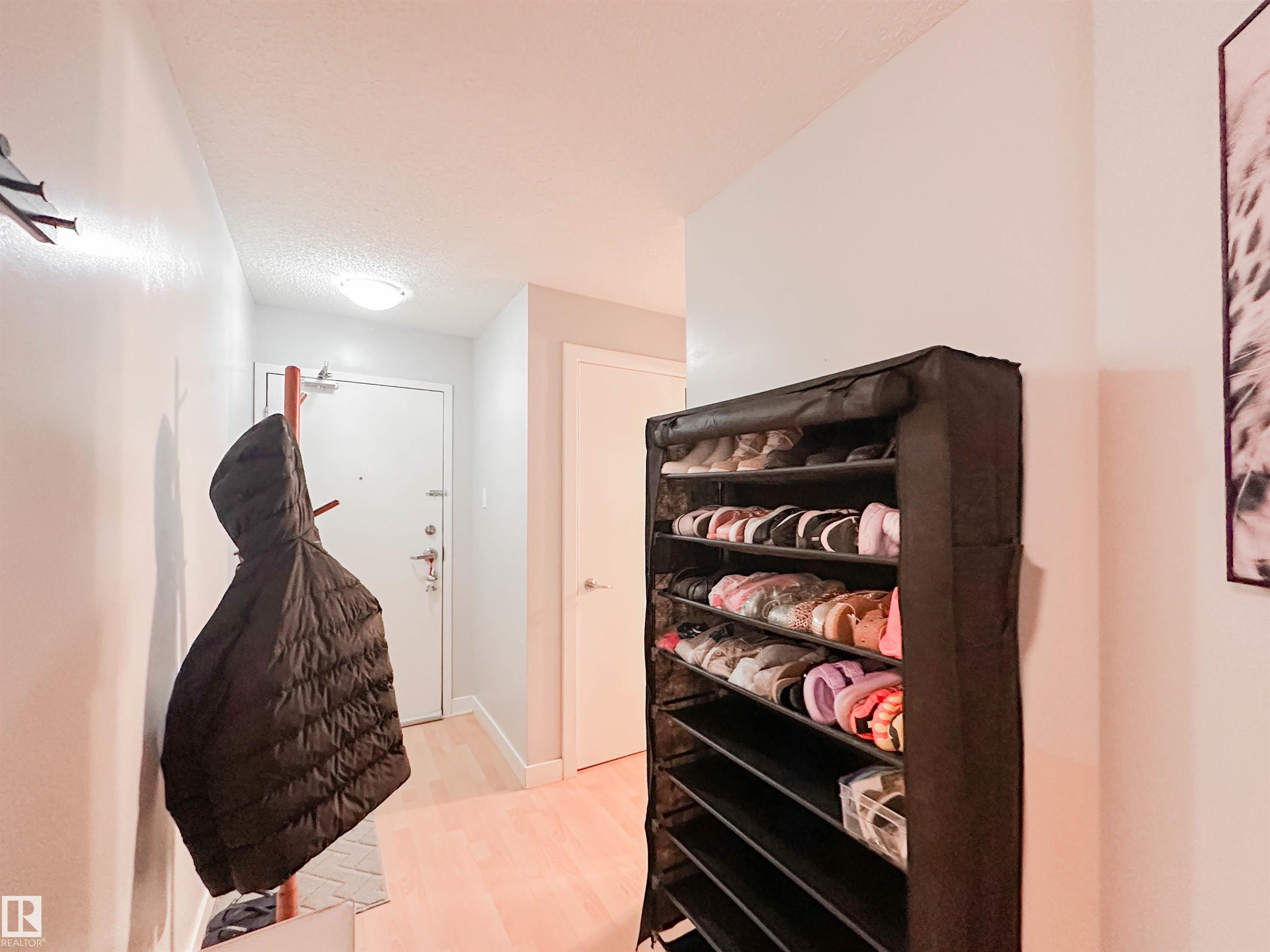 605 - 9715 110 Street NW, Wîhkwêntôwin, Edmonton