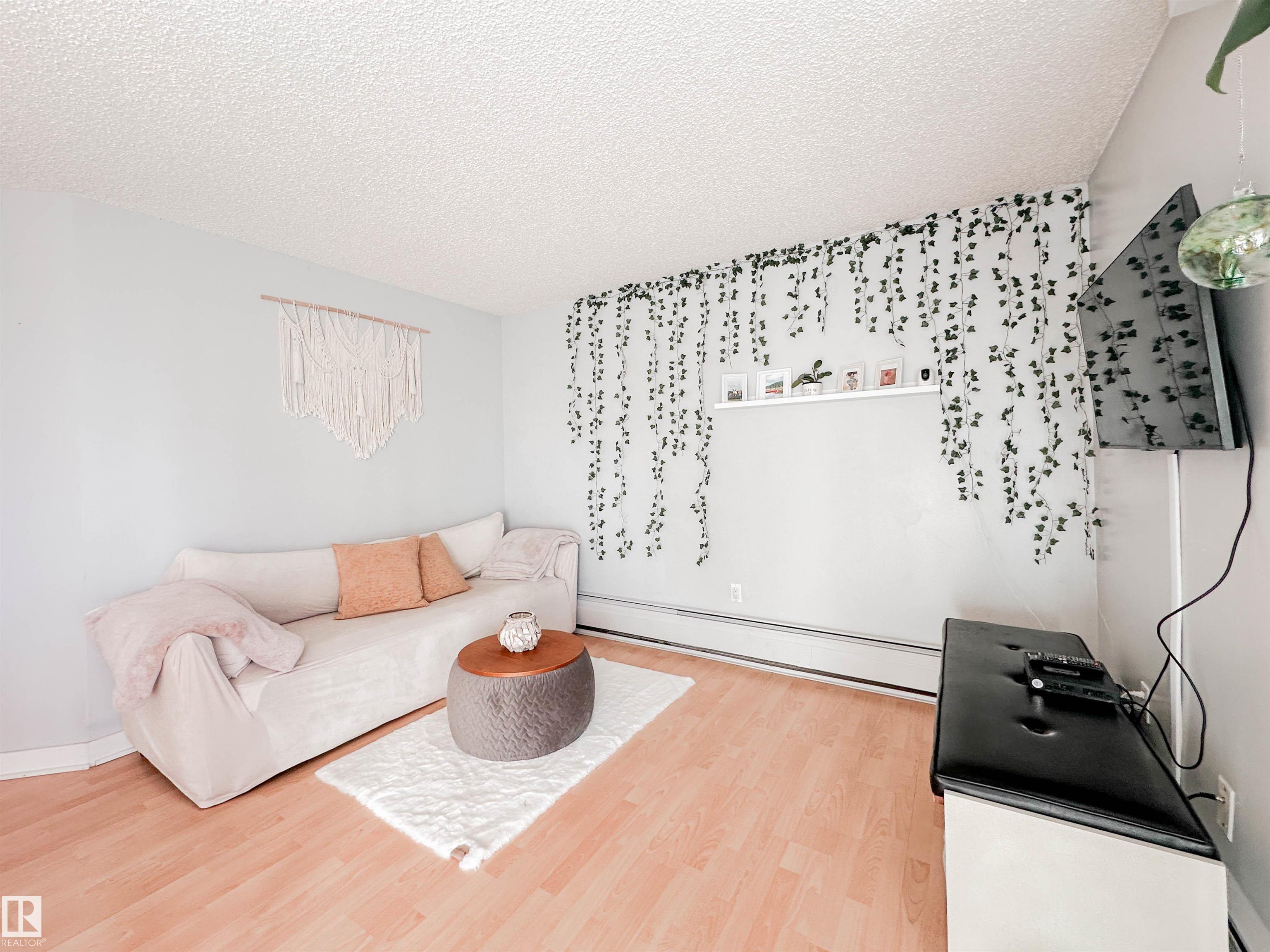 Photo 12 at 605 - 9715 110 Street NW, Wîhkwêntôwin, Edmonton