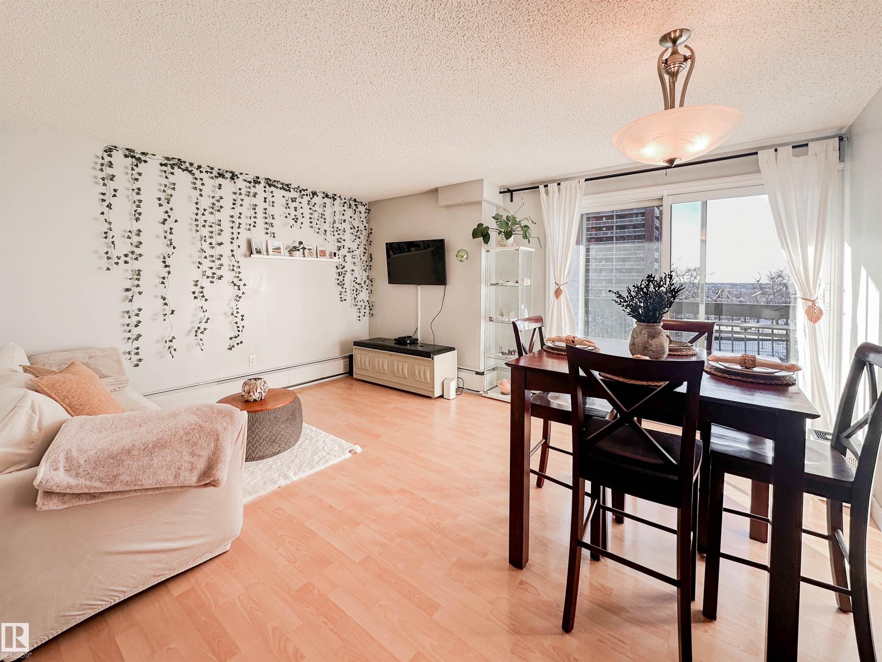 Photo 13 at 605 - 9715 110 Street NW, Wîhkwêntôwin, Edmonton