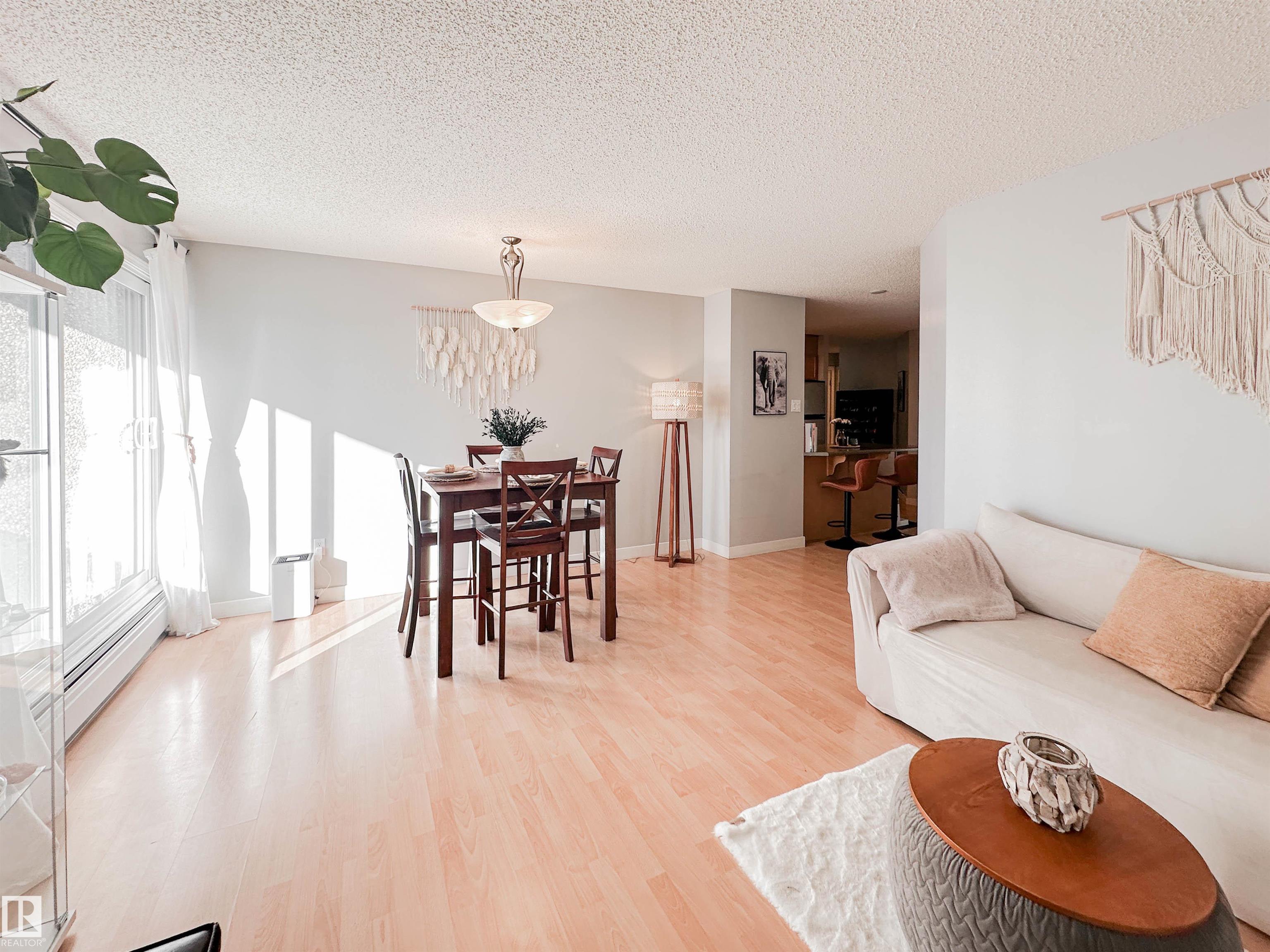 Photo 18 at 605 - 9715 110 Street NW, Wîhkwêntôwin, Edmonton