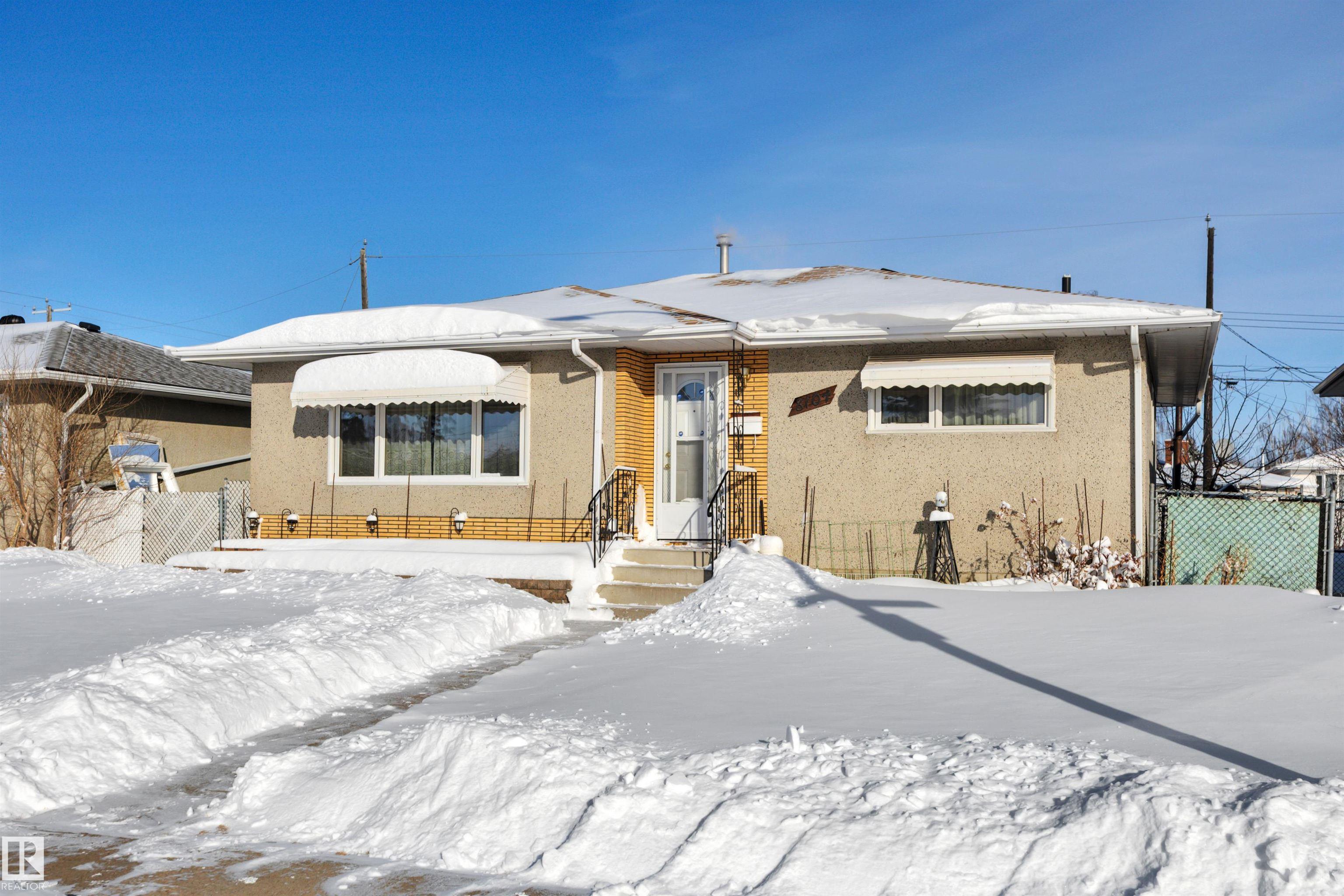 8104 135 Avenue NW, Delwood, Edmonton