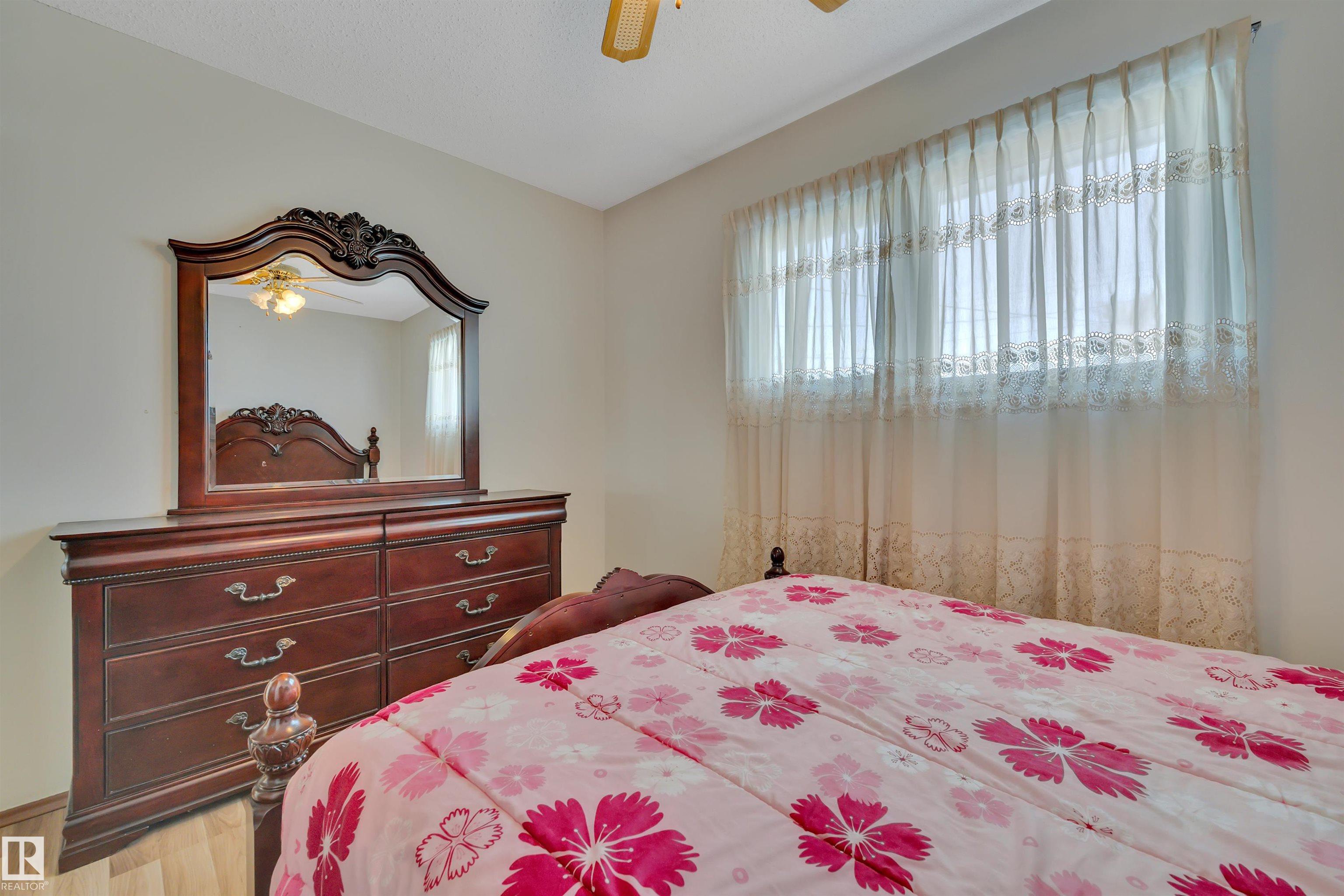 Photo 23 at 8104 135 Avenue NW, Delwood, Edmonton