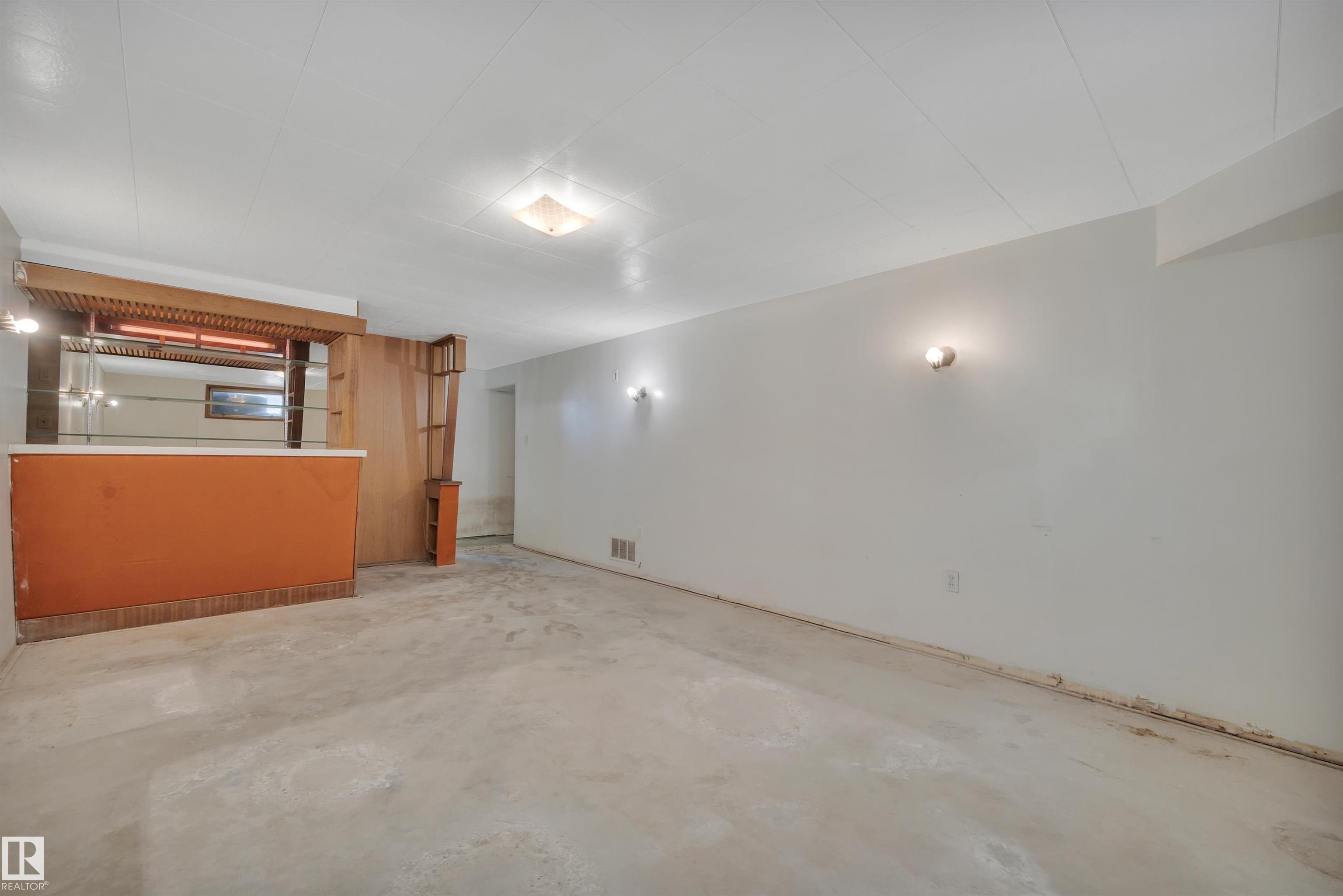 Photo 29 at 8104 135 Avenue NW, Delwood, Edmonton