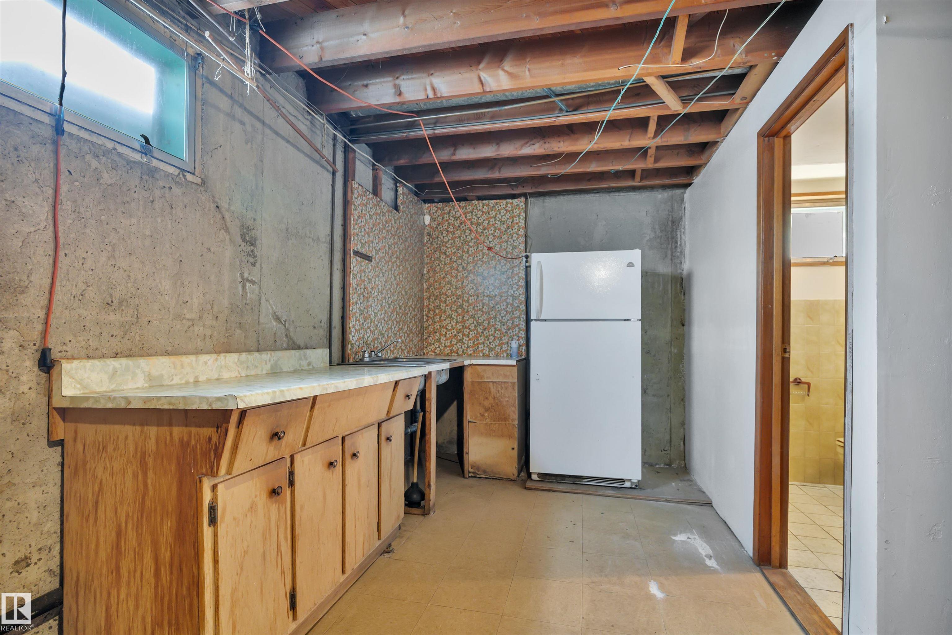 Photo 36 at 8104 135 Avenue NW, Delwood, Edmonton