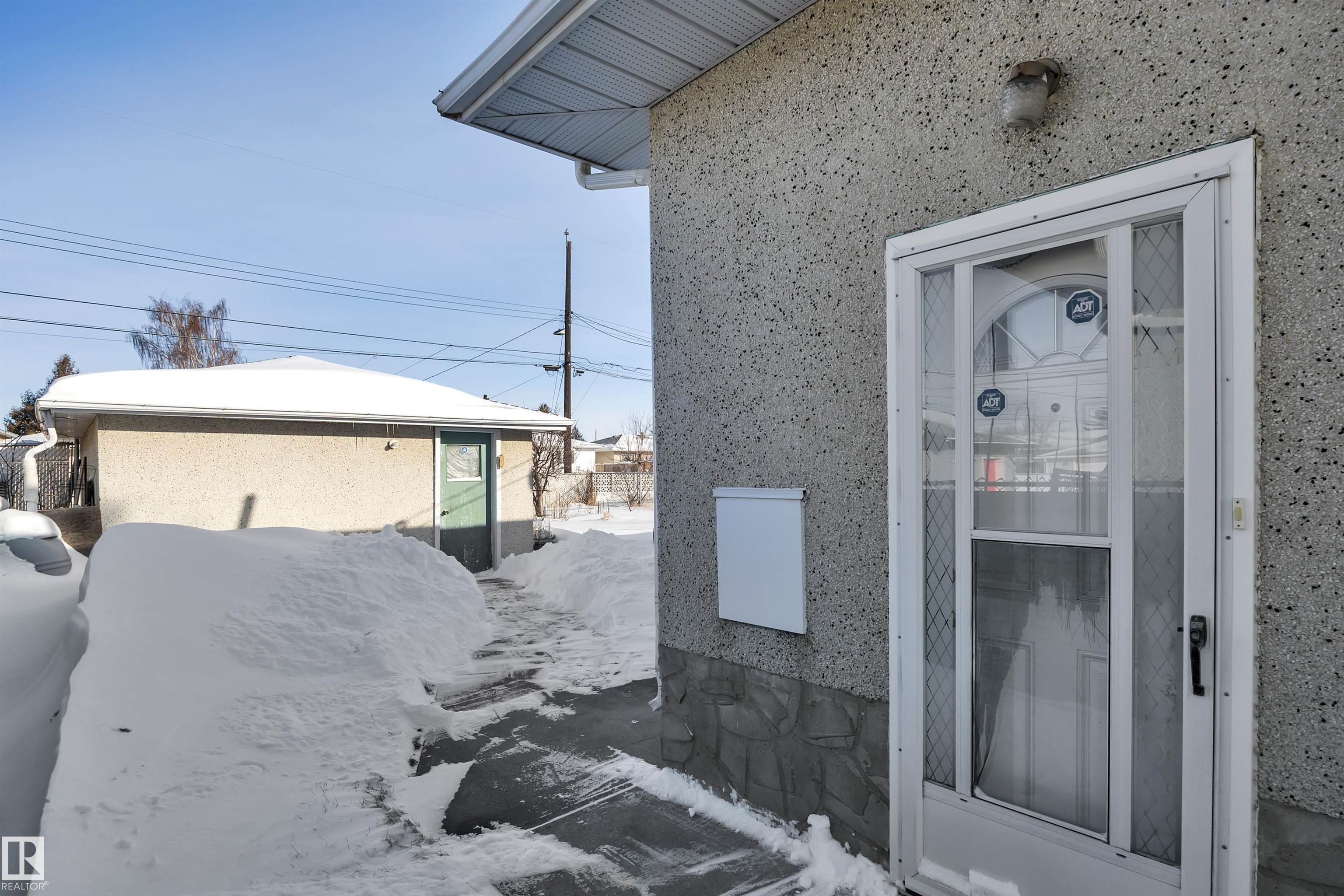 Photo 37 at 8104 135 Avenue NW, Delwood, Edmonton