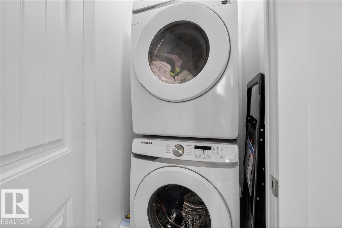 Photo 19 at 1 - 11616 82 Street NW, Parkdale, Edmonton