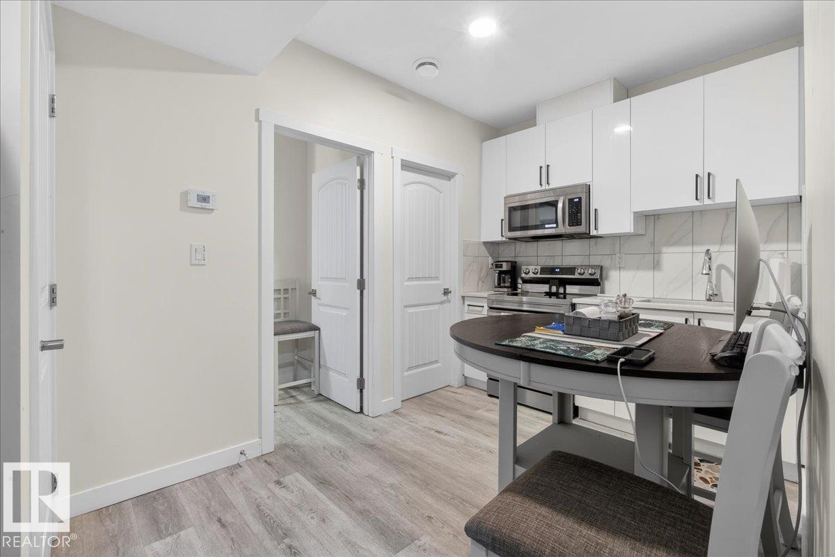 Photo 37 at 1 - 11616 82 Street NW, Parkdale, Edmonton