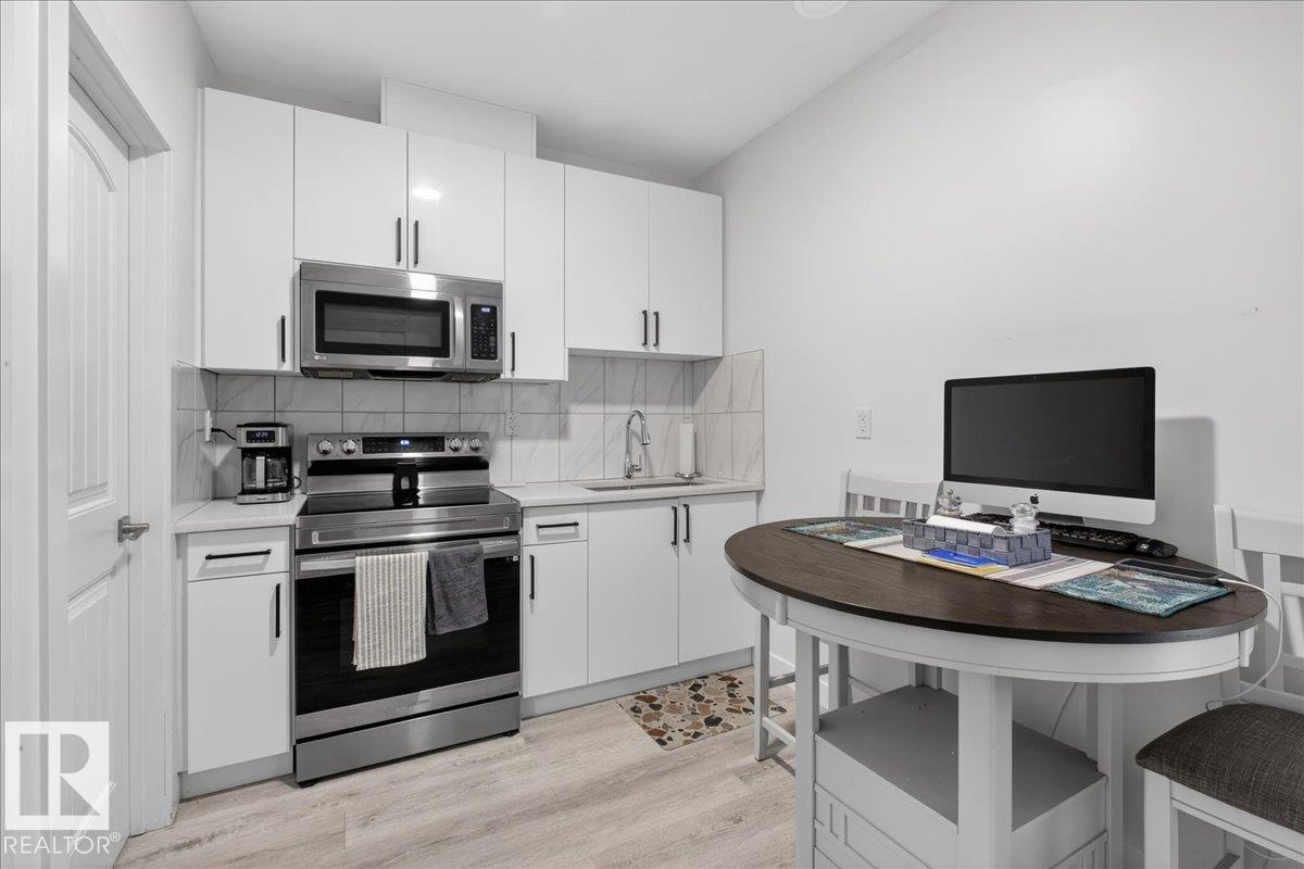 Photo 39 at 1 - 11616 82 Street NW, Parkdale, Edmonton