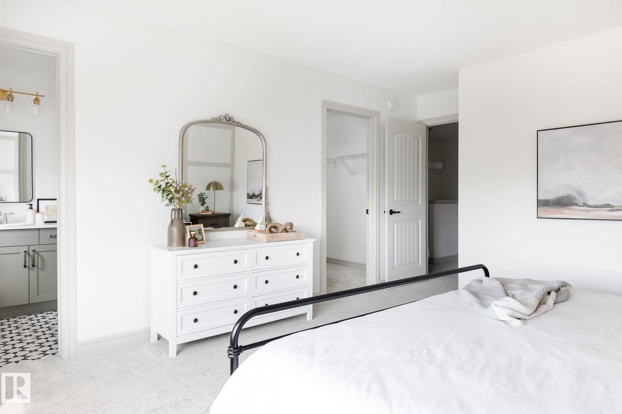 Photo 12 at 21204 25 Avenue NW, The Uplands, Edmonton