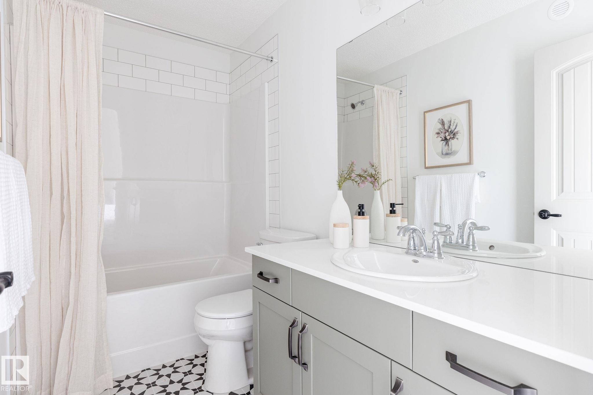 Photo 16 at 21204 25 Avenue NW, The Uplands, Edmonton