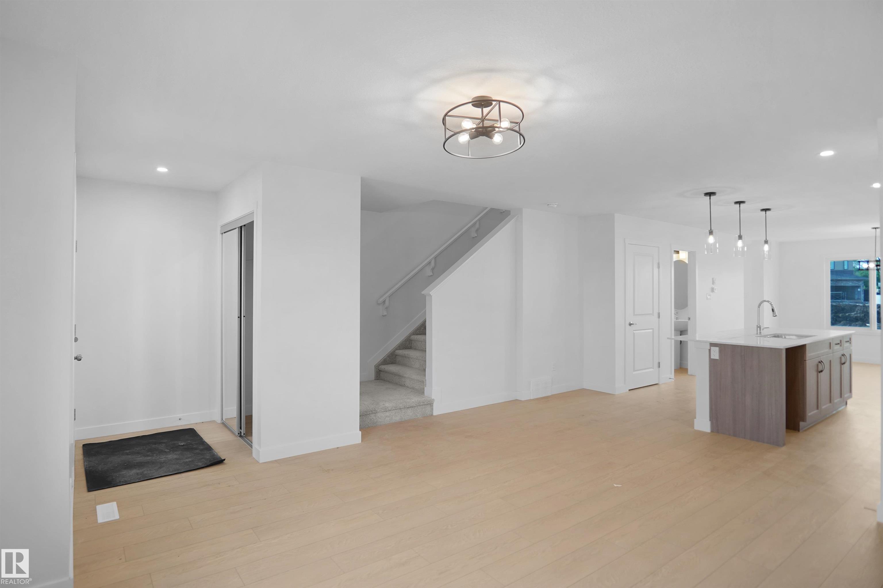 Picture for 21204 25 AV NW