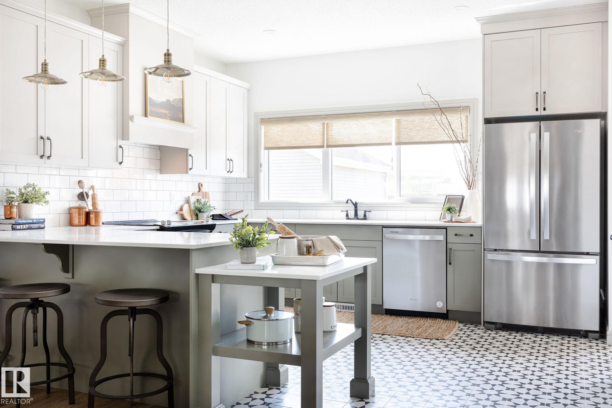 Photo 8 at 21204 25 Avenue NW, The Uplands, Edmonton