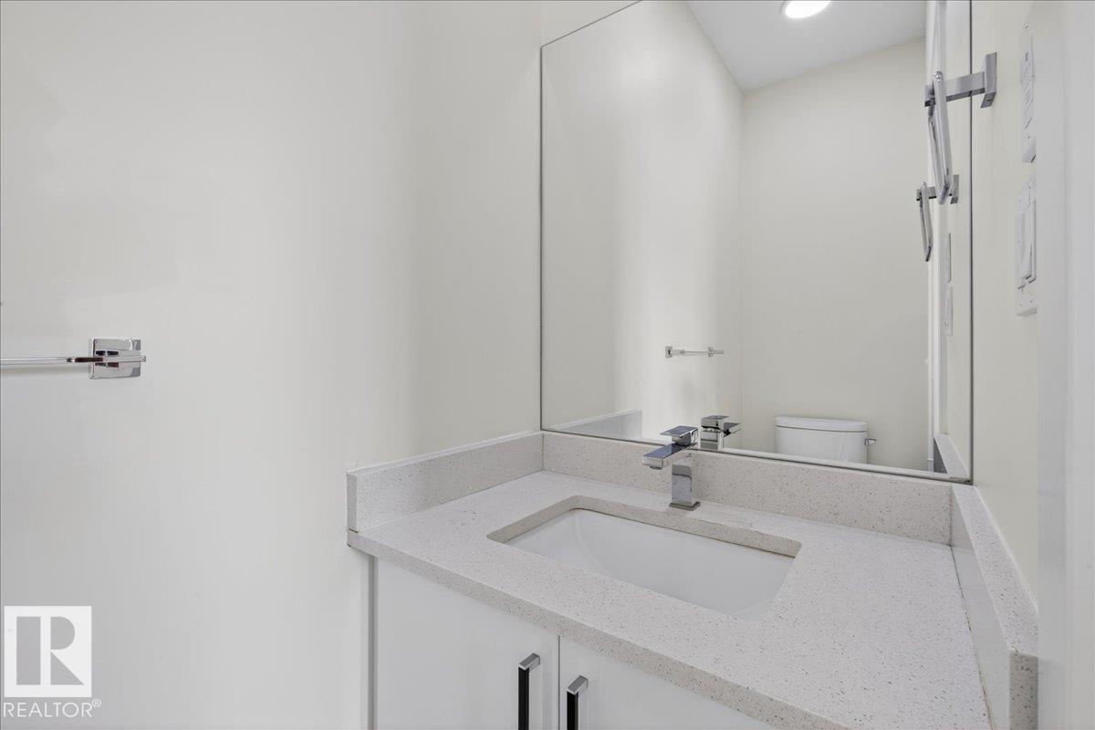 Photo 20 at 2 - 11616 82 Street NW, Parkdale, Edmonton