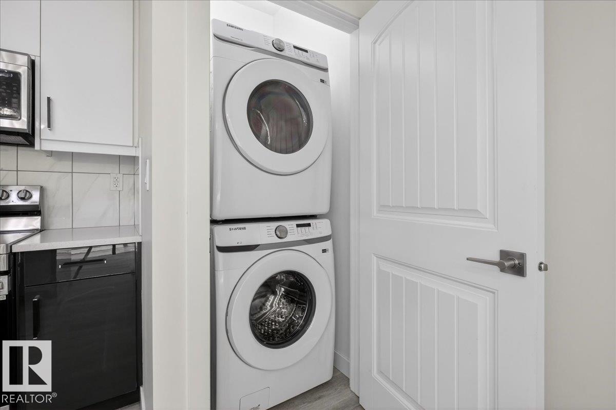 Photo 21 at 2 - 11616 82 Street NW, Parkdale, Edmonton