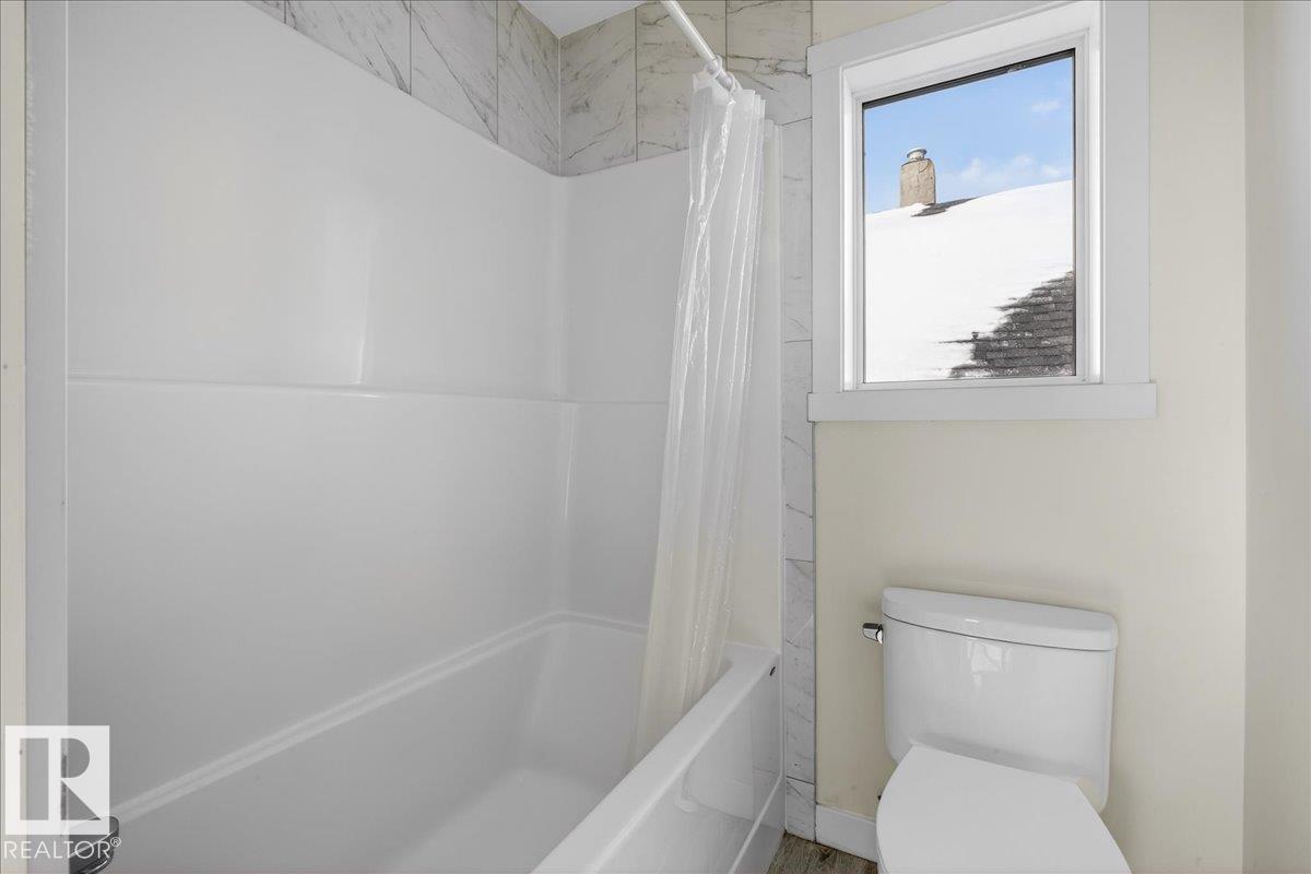 Photo 36 at 2 - 11616 82 Street NW, Parkdale, Edmonton