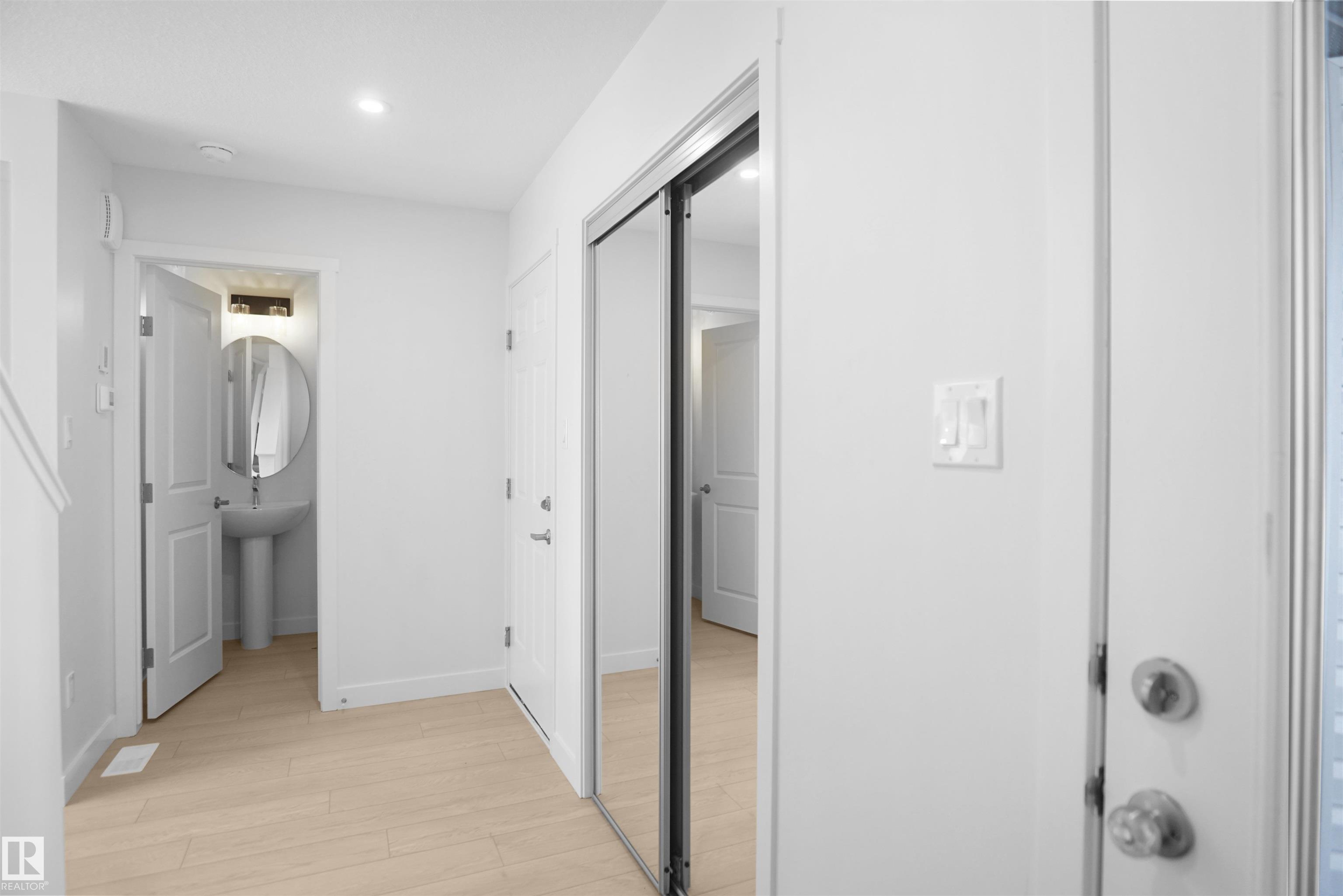 Picture for 8891 CARSON WY SW