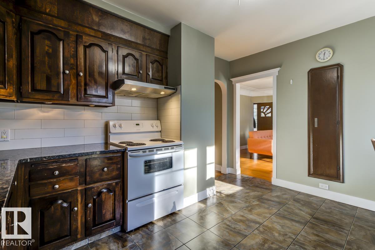 https://zimg.paragon.ice.com/ParagonImages/Property/PM/RAE/225387032/19/0/0/630fa23456209dbfbfbb3cd754e43a95/1/2581b68535319218c7d51a0699b540e2/225387032-ee4561e3-fa27-4abc-9117-e438960fa970.JPG
