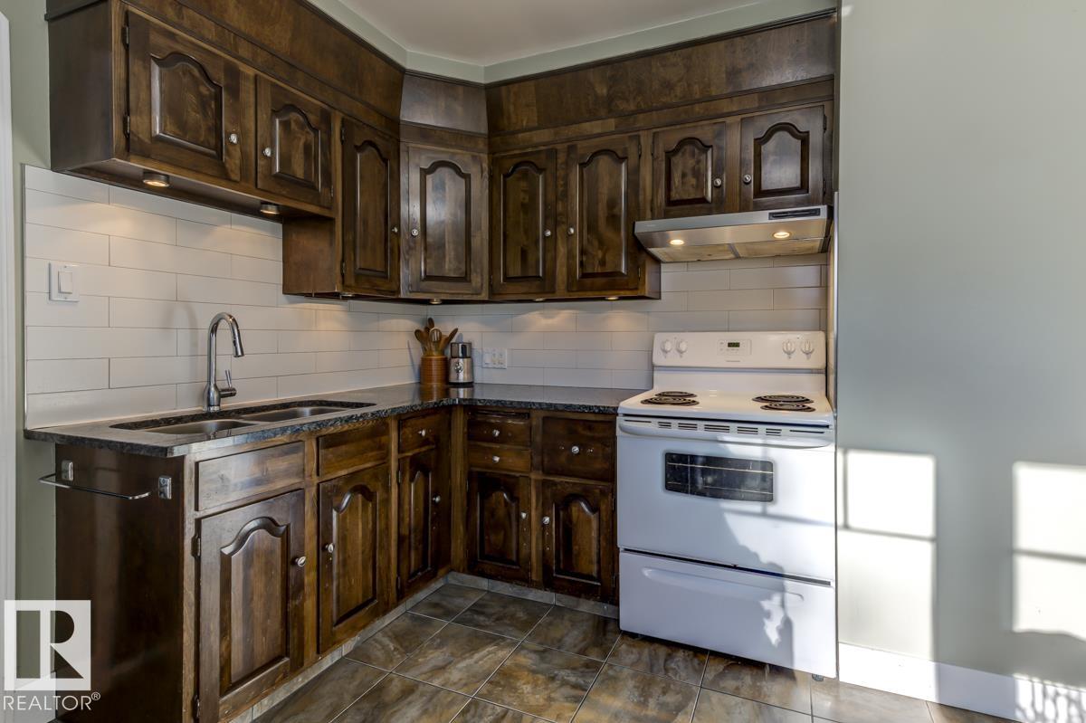 Photo 22 at 10714 128 Street NW, Westmount, Edmonton