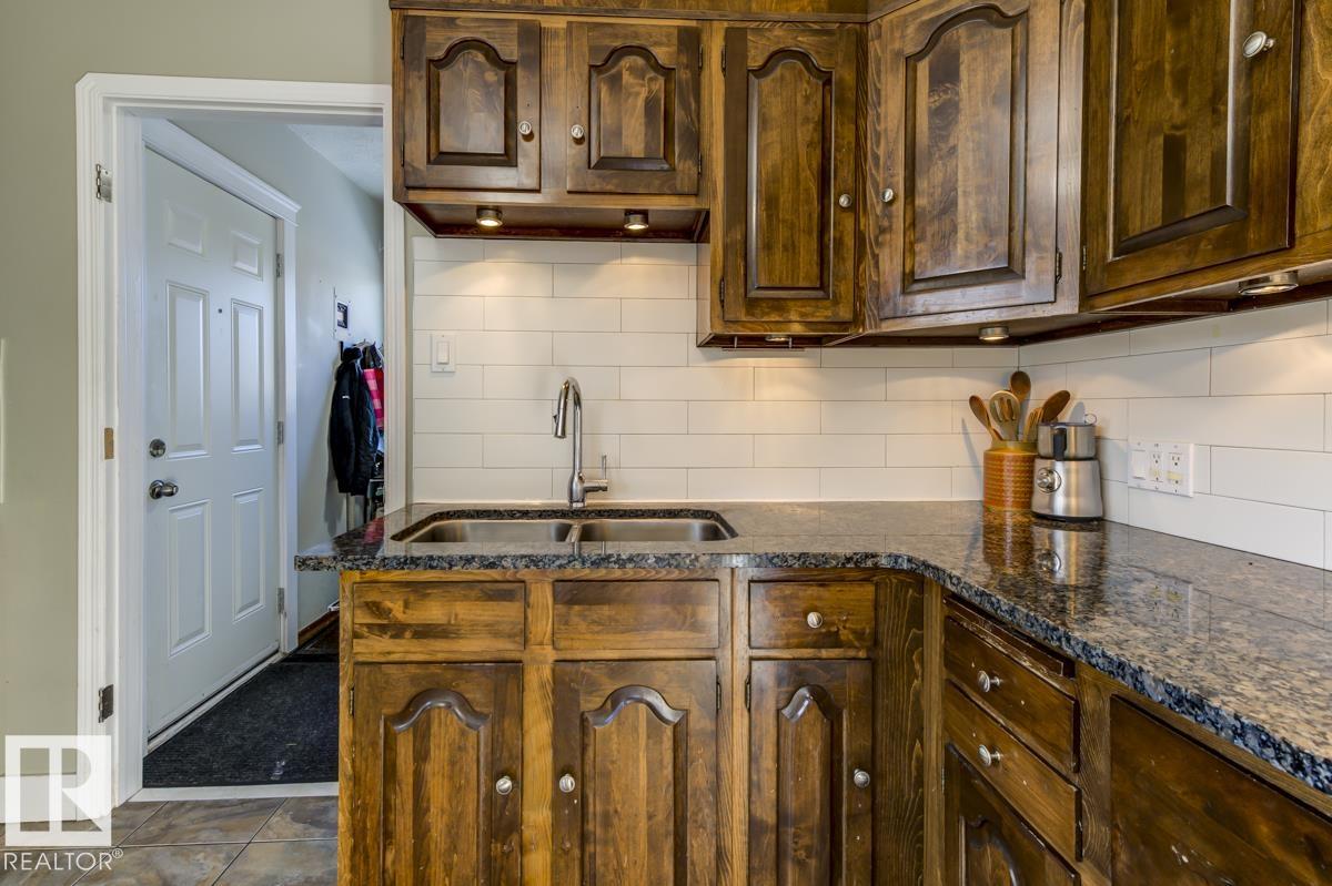 https://zimg.paragon.ice.com/ParagonImages/Property/PM/RAE/225387032/22/0/0/0fe8d821d9739241cb97d6a991bd9c76/1/2581b68535319218c7d51a0699b540e2/225387032-fce74c6b-1eb9-48e3-ba5a-fa4733a7facb.JPG