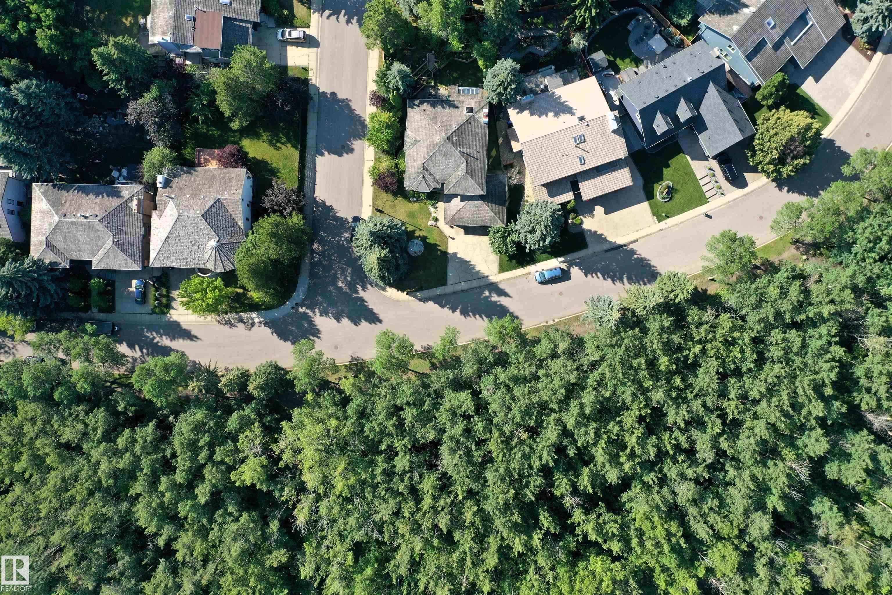 Photo 6 at 470 Rooney Crescent NW, Rhatigan Ridge, Edmonton