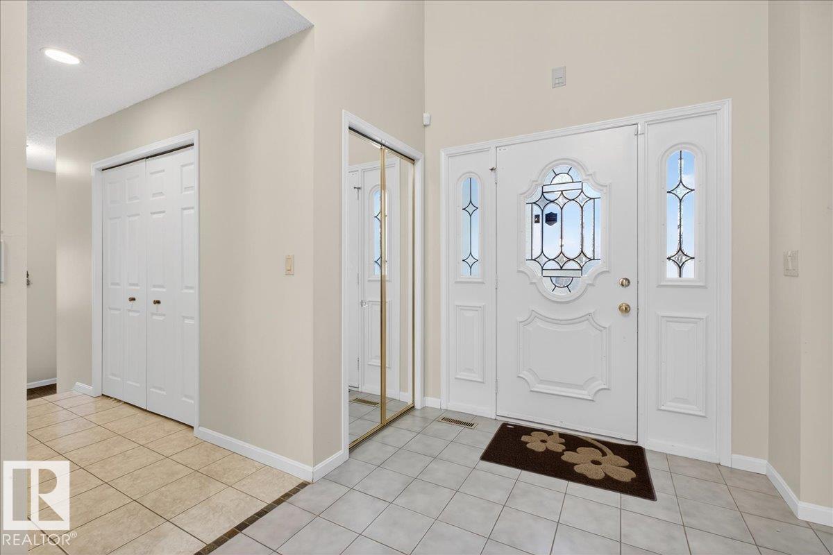 Photo 7 at 470 Rooney Crescent NW, Rhatigan Ridge, Edmonton