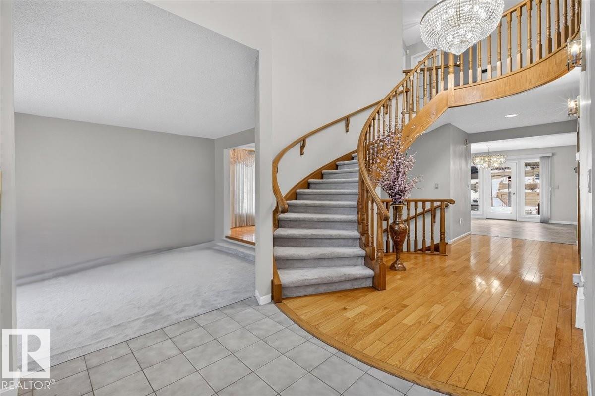 Photo 8 at 470 Rooney Crescent NW, Rhatigan Ridge, Edmonton