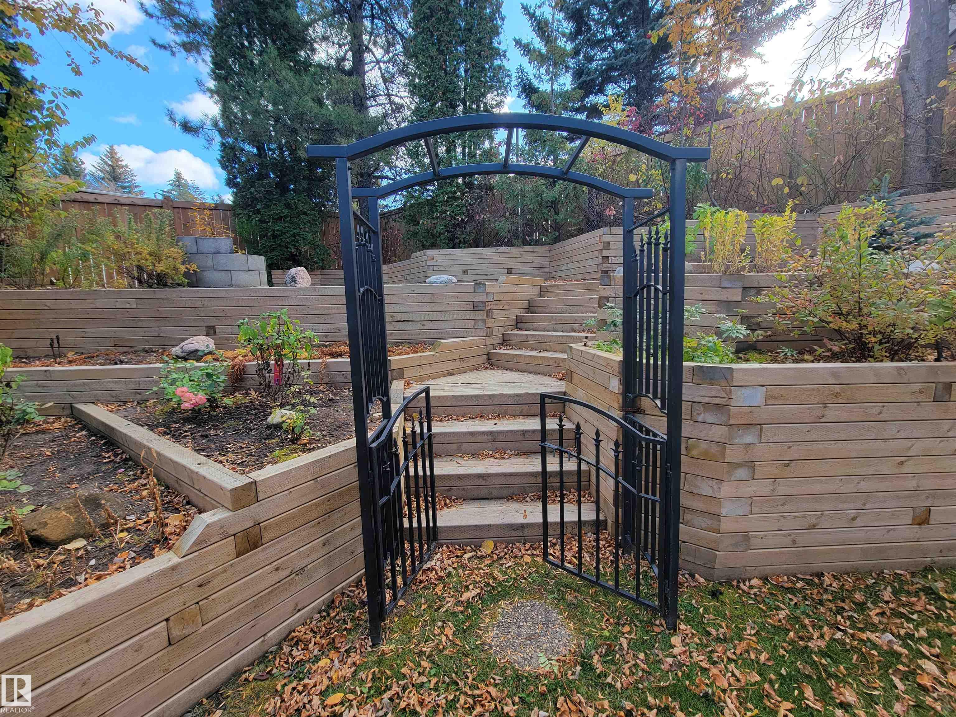 Photo 72 at 470 Rooney Crescent NW, Rhatigan Ridge, Edmonton