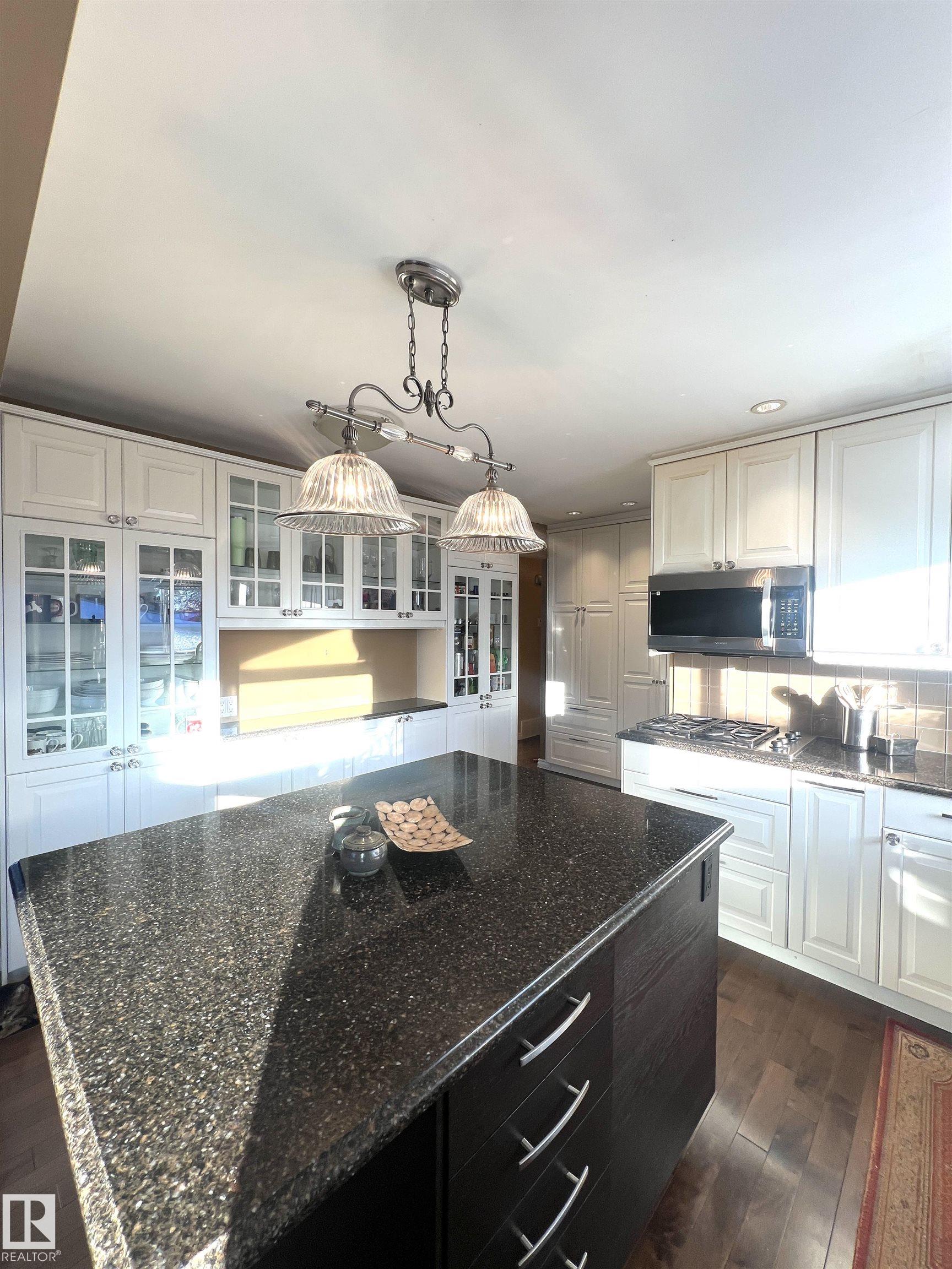 Picture for 15003 81 ST NW