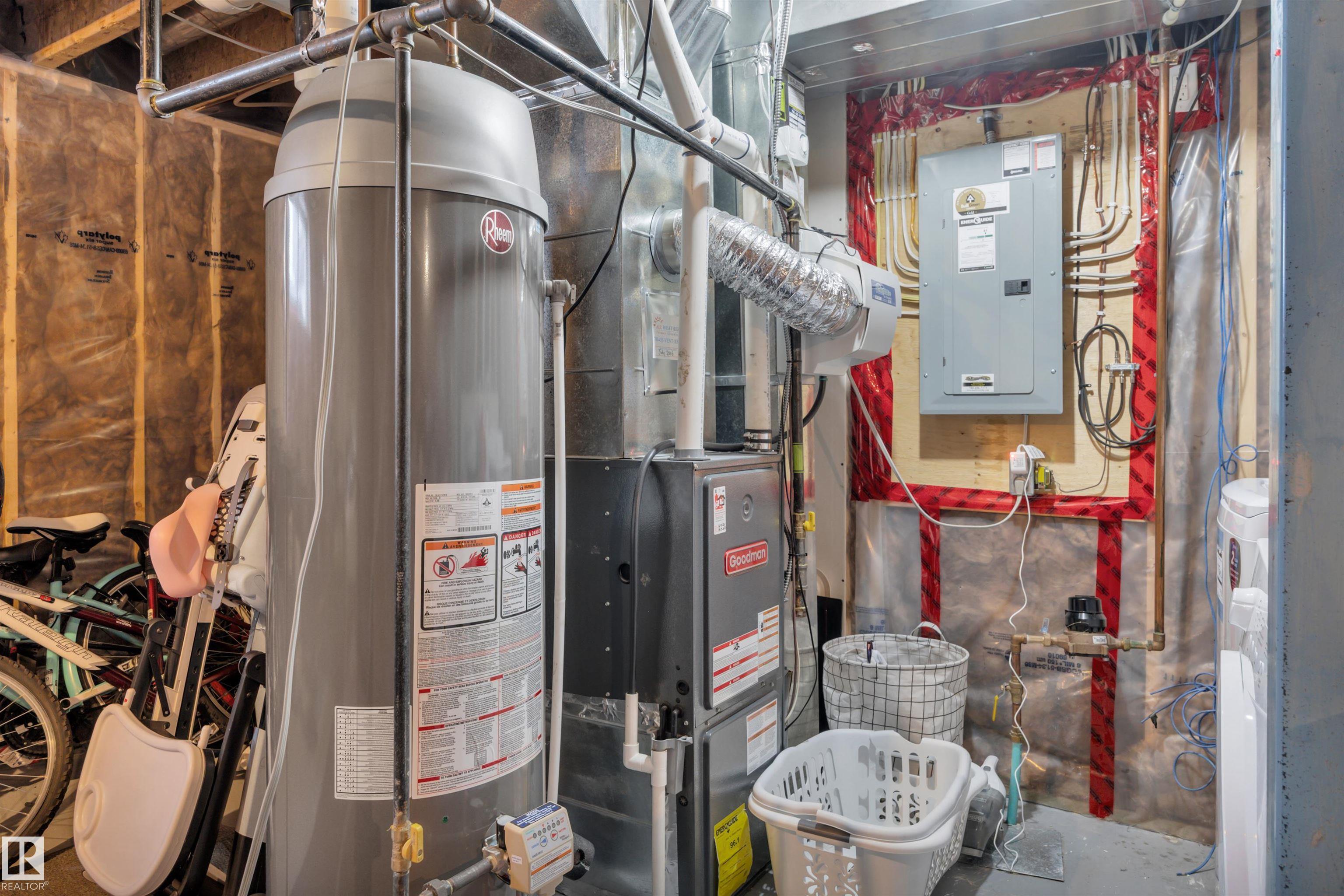 Photo 31 at 4 - 5203 149 Avenue NW, Casselman, Edmonton