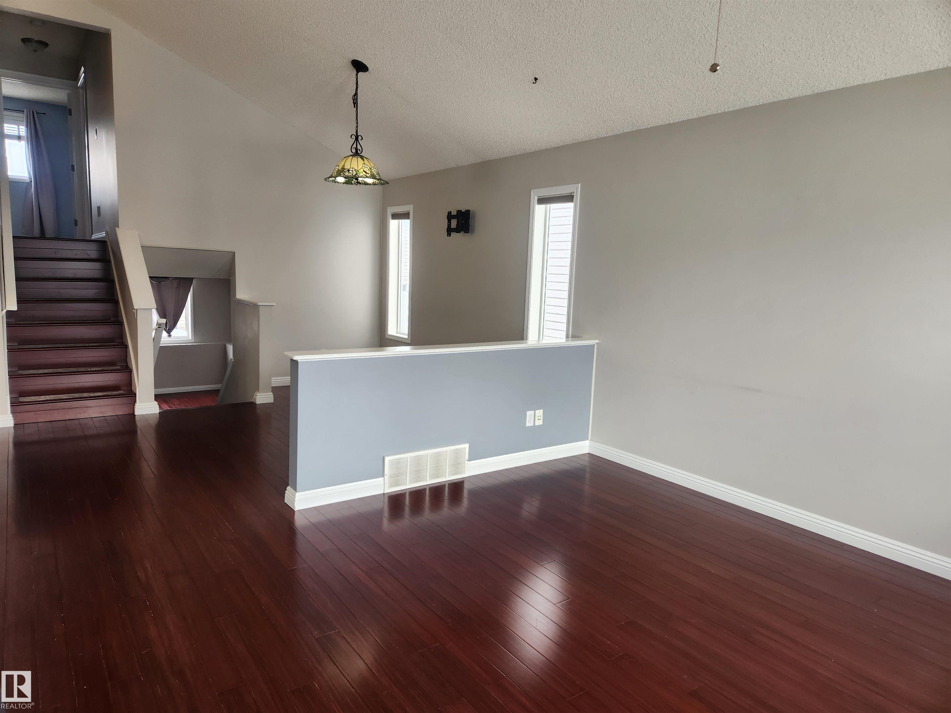 Picture for 14076 152 AV NW