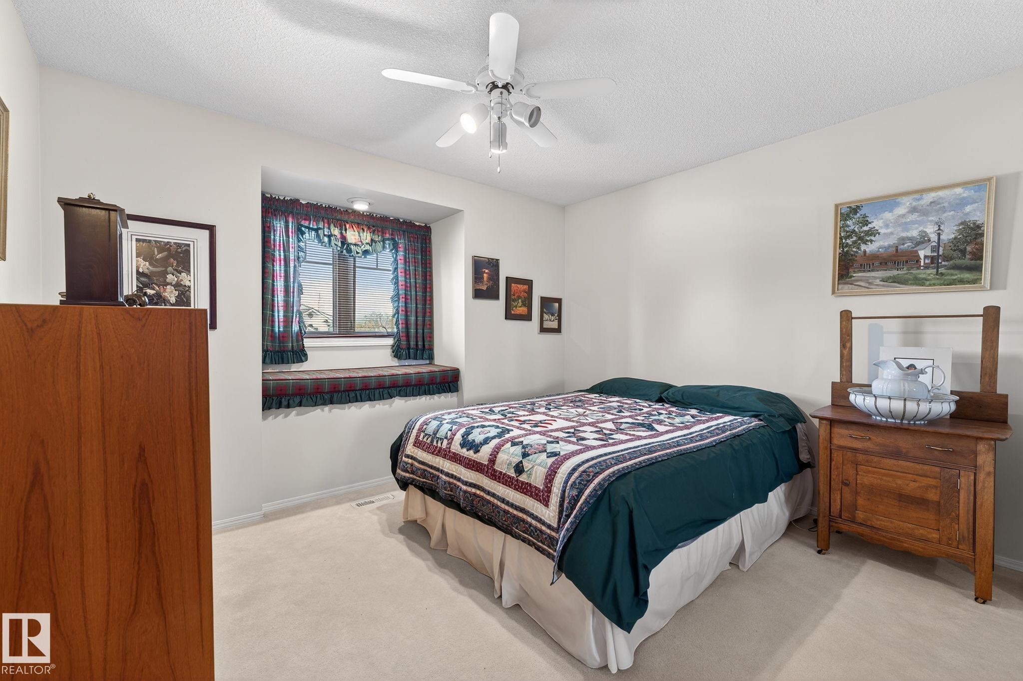 Photo 28 at 313 Hedley Way NW, Henderson Estates, Edmonton