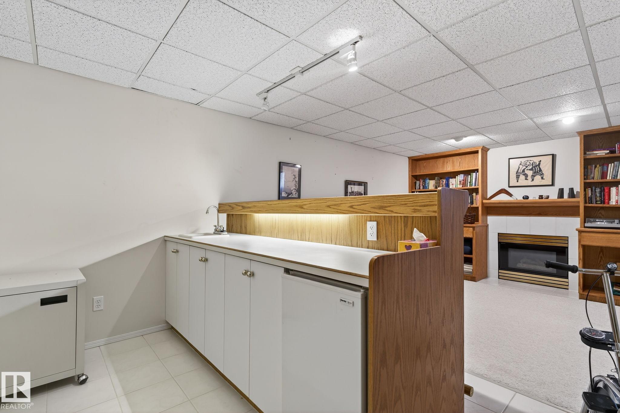 Photo 37 at 313 Hedley Way NW, Henderson Estates, Edmonton