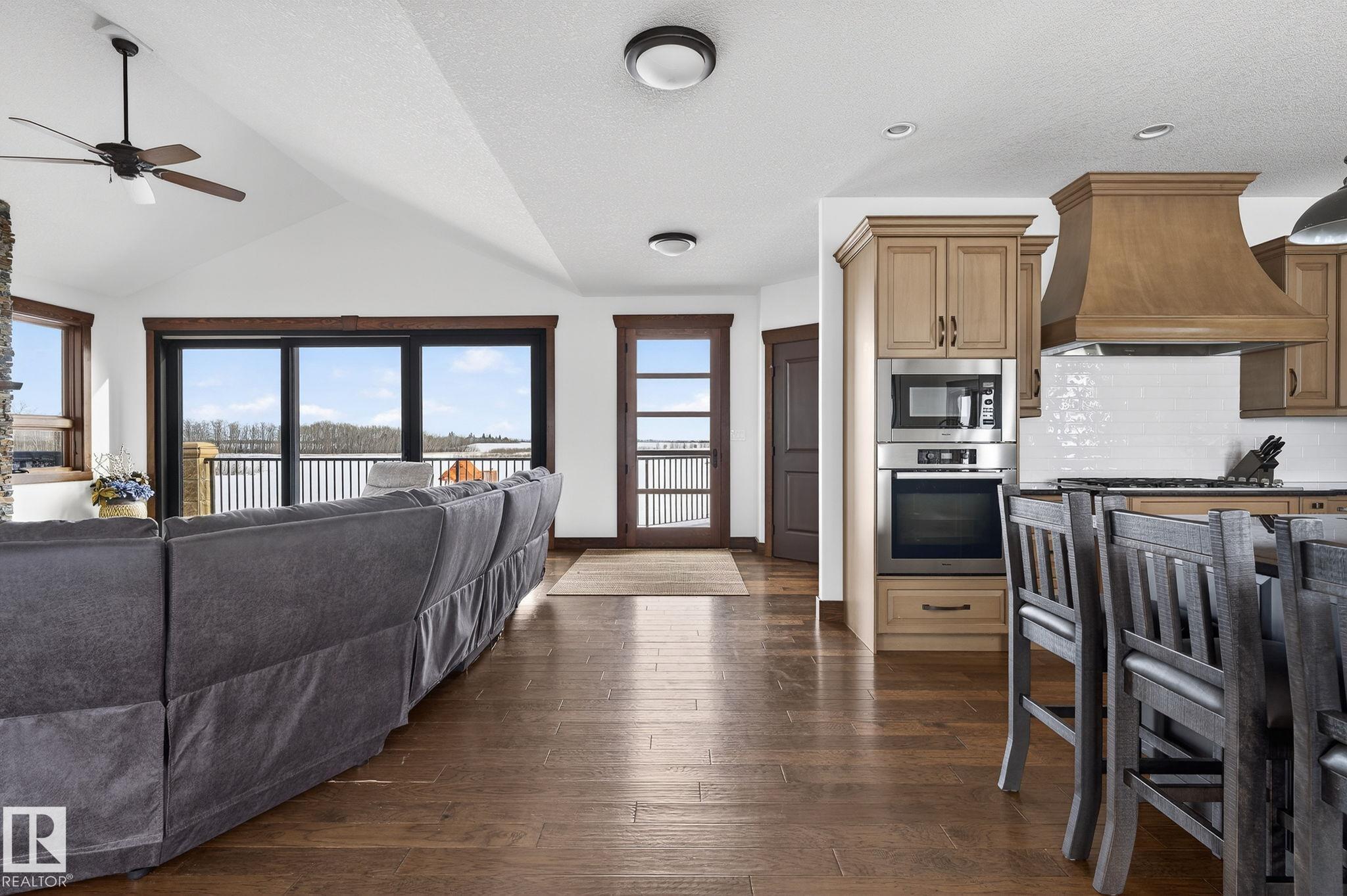 Photo 9 at 56229 Rge Road 242, None, Rural Sturgeon County