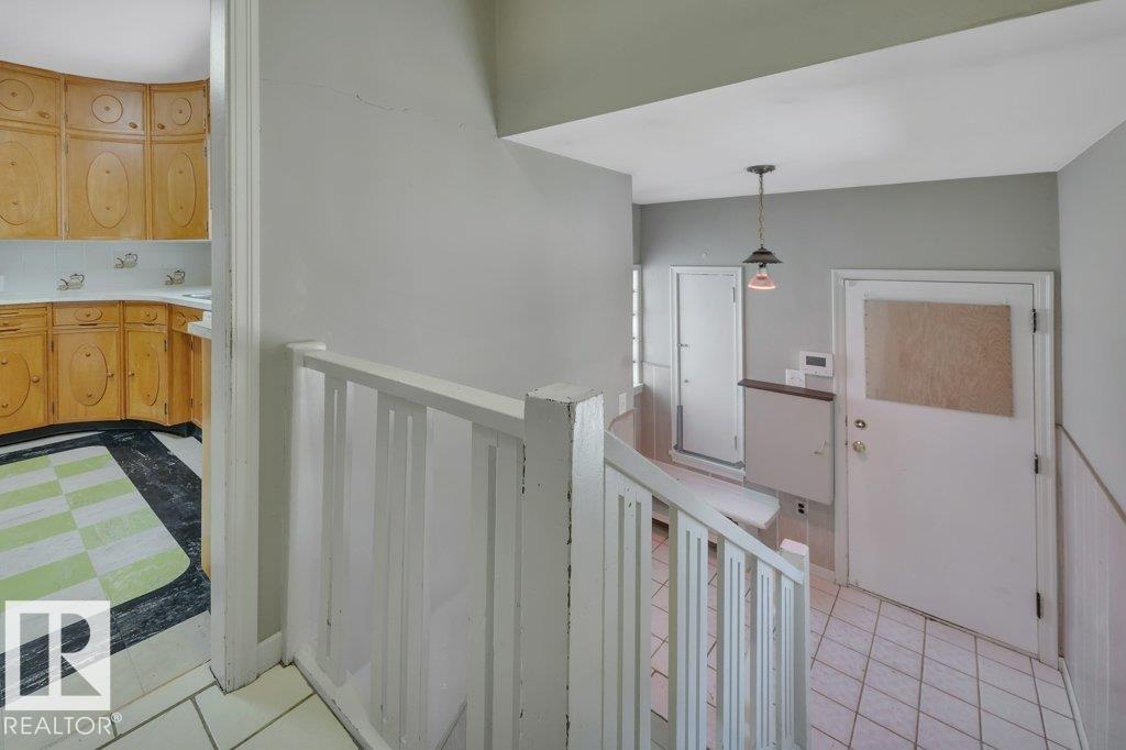 Photo 31 at 10148 87 Street NW, Riverdale, Edmonton