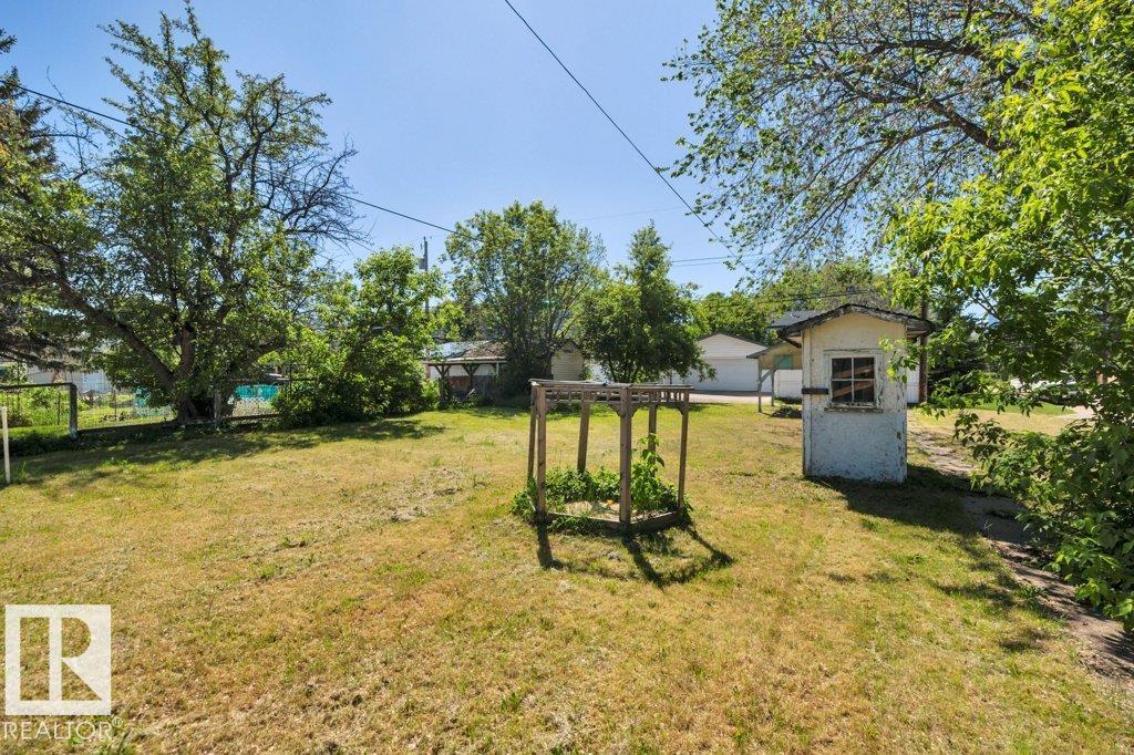 Photo 47 at 10148 87 Street NW, Riverdale, Edmonton