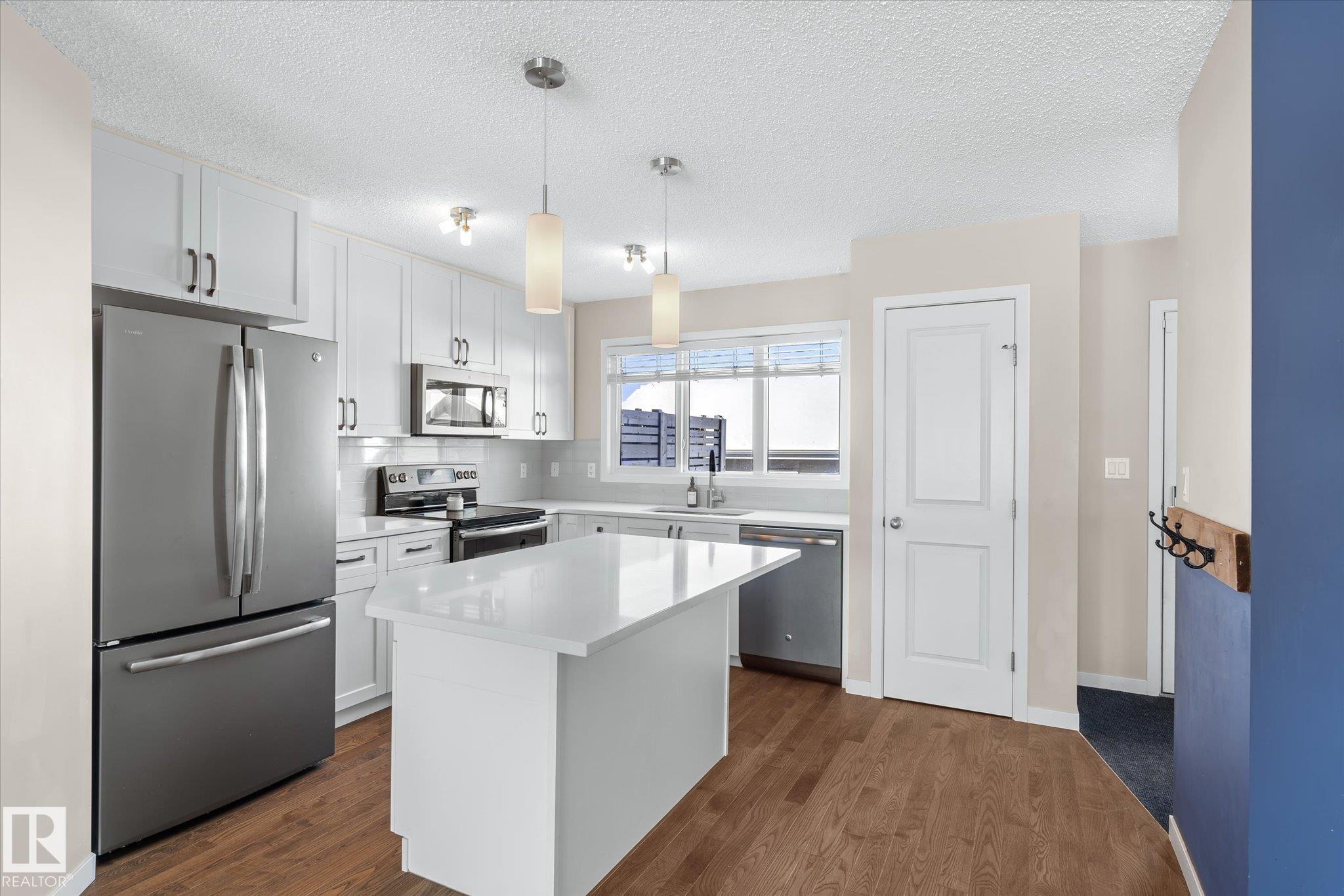 Photo 11 at 2241 Price Lane SW, Paisley, Edmonton