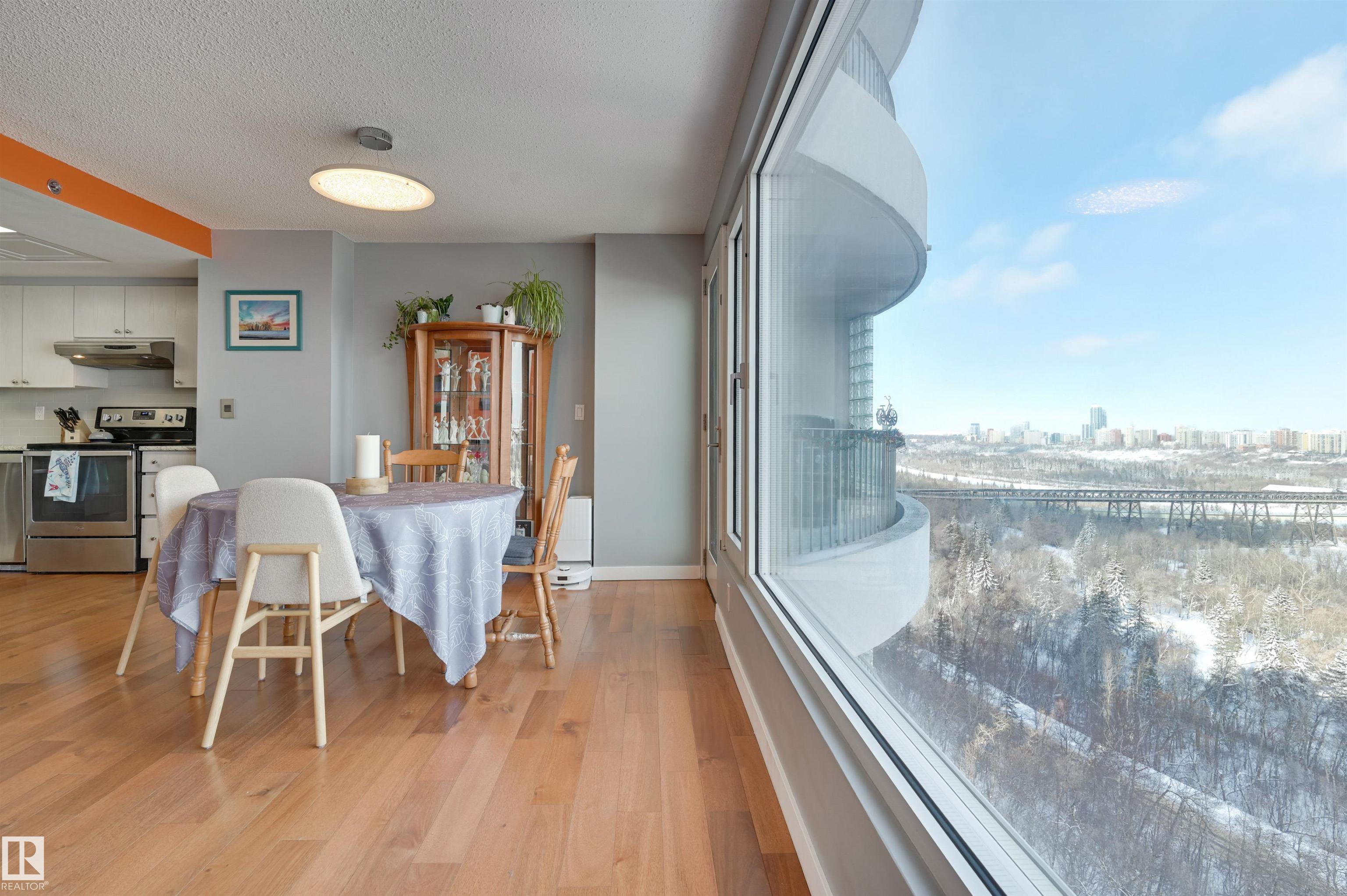 Photo 13 at 1302 - 10721 Saskatchewan Drive NW, Garneau, Edmonton