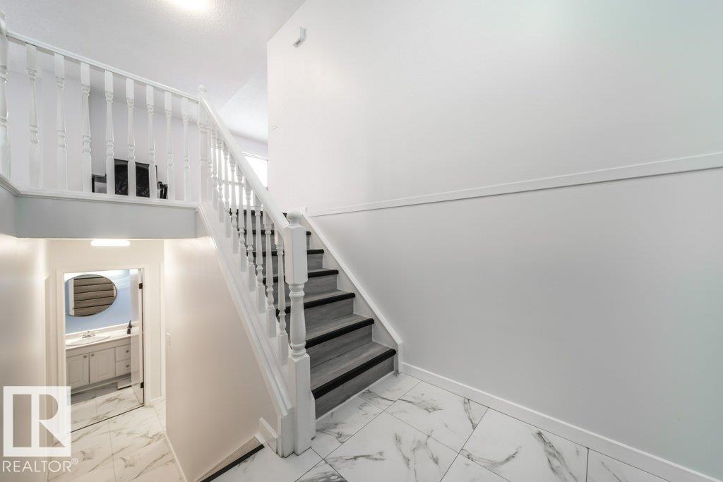 1877 Mill Woods Road E NW, Daly Grove, Edmonton