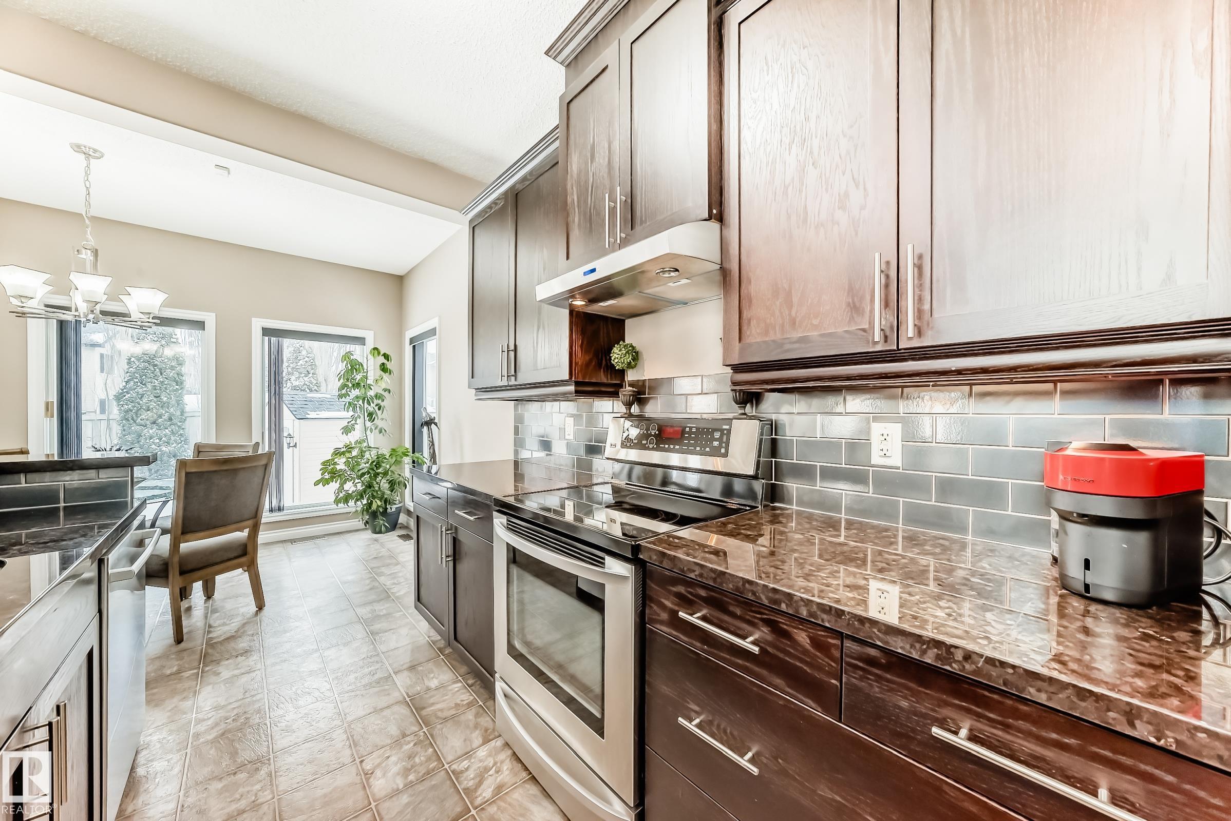 Photo 10 at 7548 Speaker Way NW, South Terwillegar, Edmonton