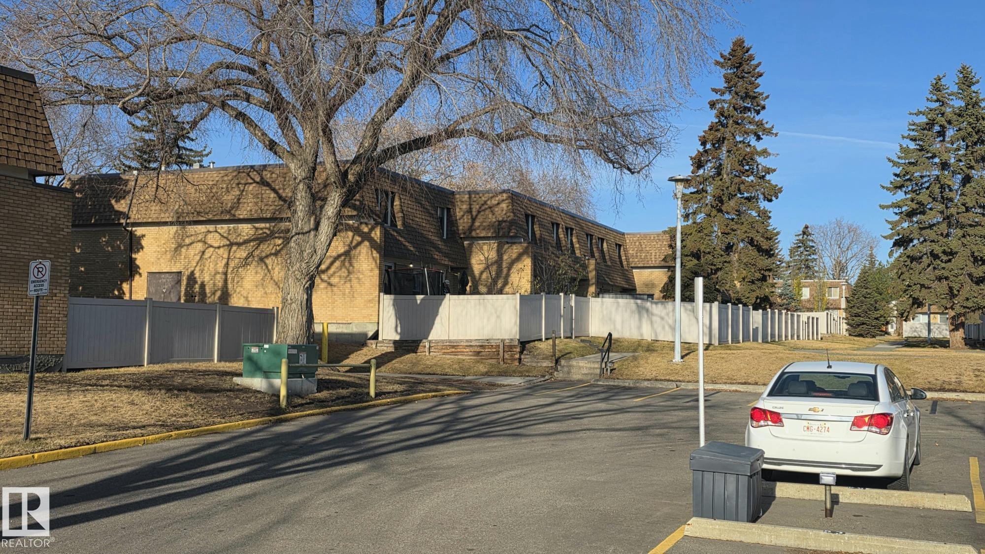 Photo 36 at 117 Londonderry Square NW, Kilkenny, Edmonton