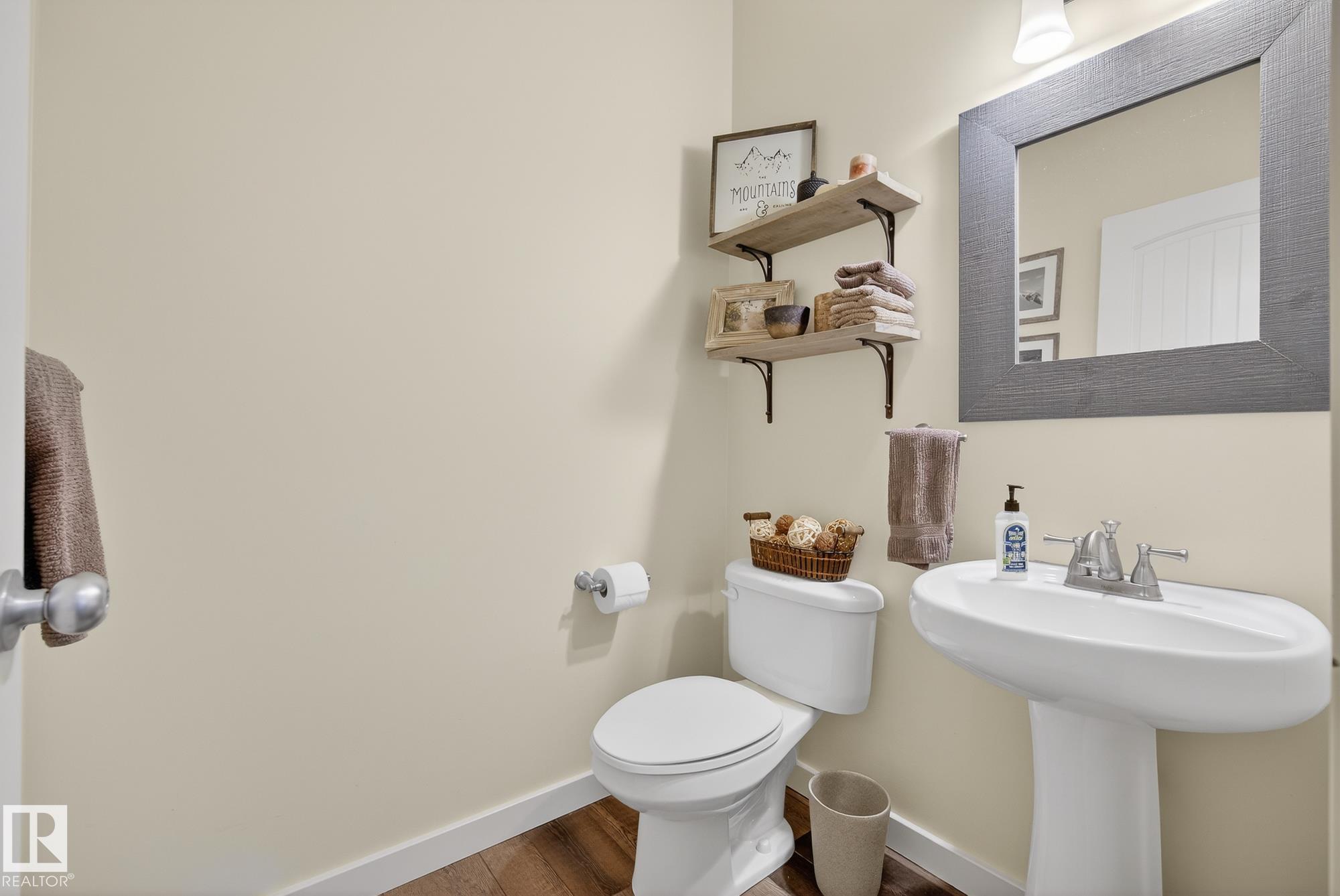 Photo 11 at 104 North Ridge Drive, North Ridge, St. Albert