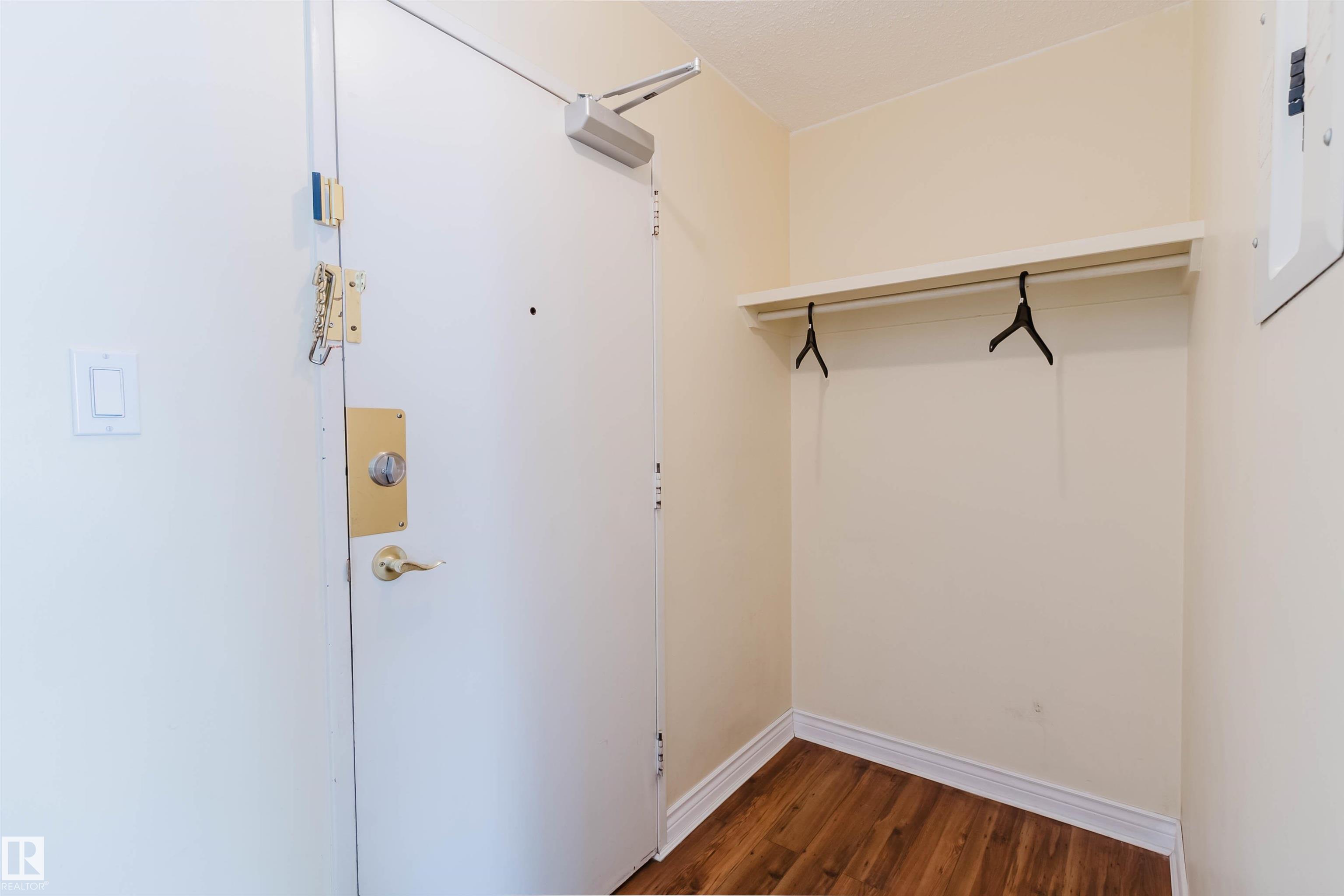 Picture for #201 11450 40 AV NW