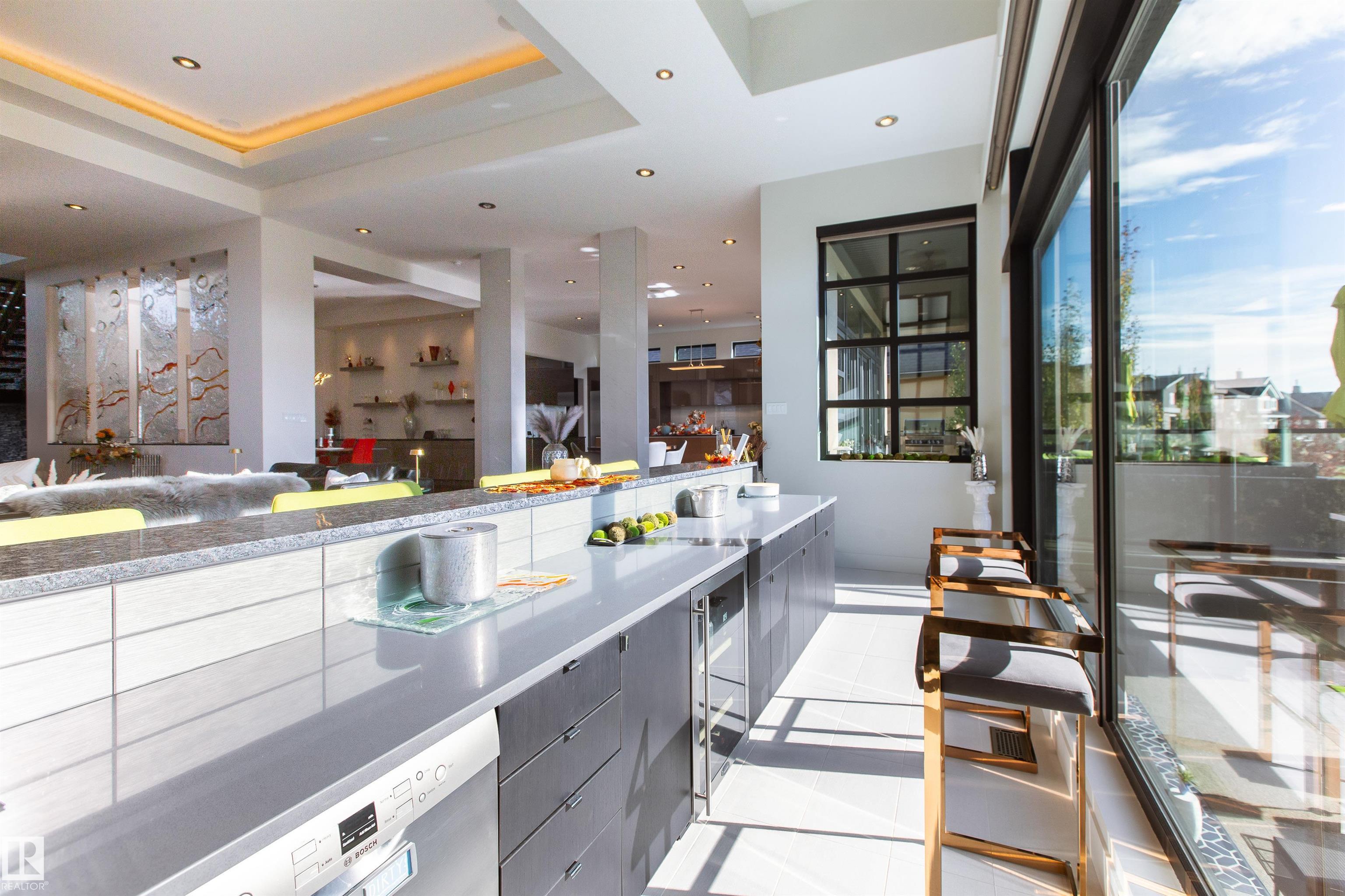 Photo 12 at 622 Howatt Drive SW, Hays Ridge Area, Edmonton