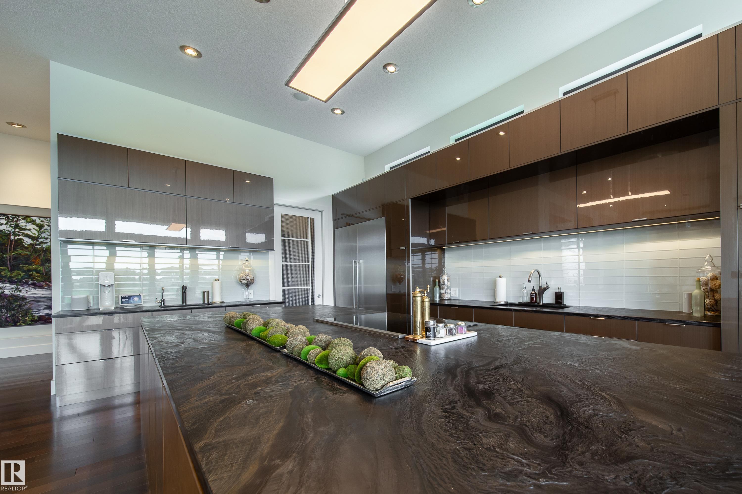 Photo 19 at 622 Howatt Drive SW, Hays Ridge Area, Edmonton